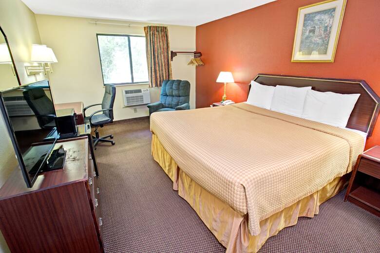 Guest room at the Super 8 Spring Lake/ Fort Bragg in Spring Lake, North Carolina