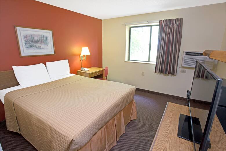 Guest room at the Super 8 Spring Lake/ Fort Bragg in Spring Lake, North Carolina