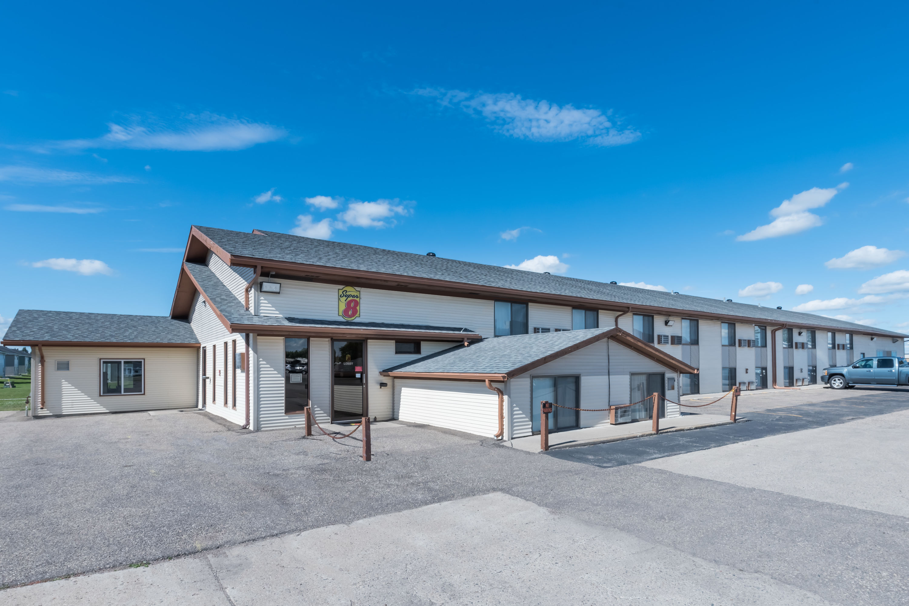 Super 8 by Wyndham Devils Lake Devils Lake, ND Hotels