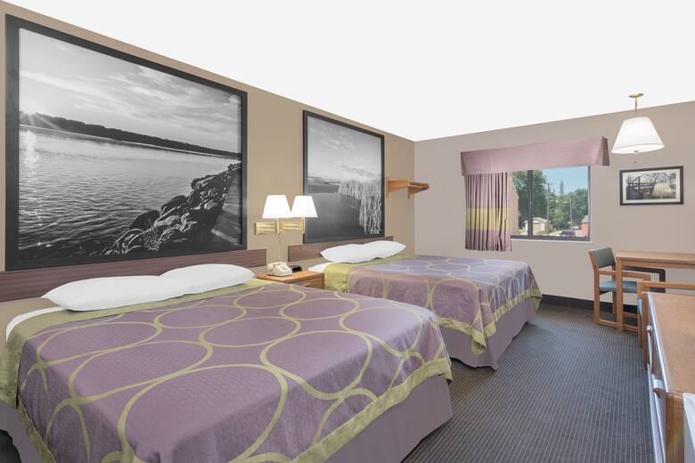 Guest room at the Super 8 Lisbon in Lisbon, North Dakota