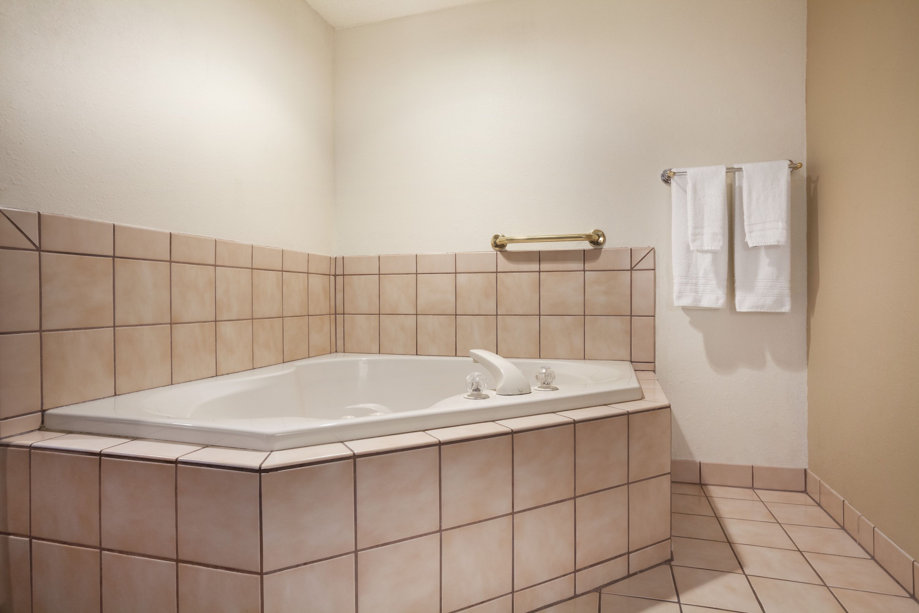 Super 8 by Wyndham Williston ND Williston, ND Hotels
