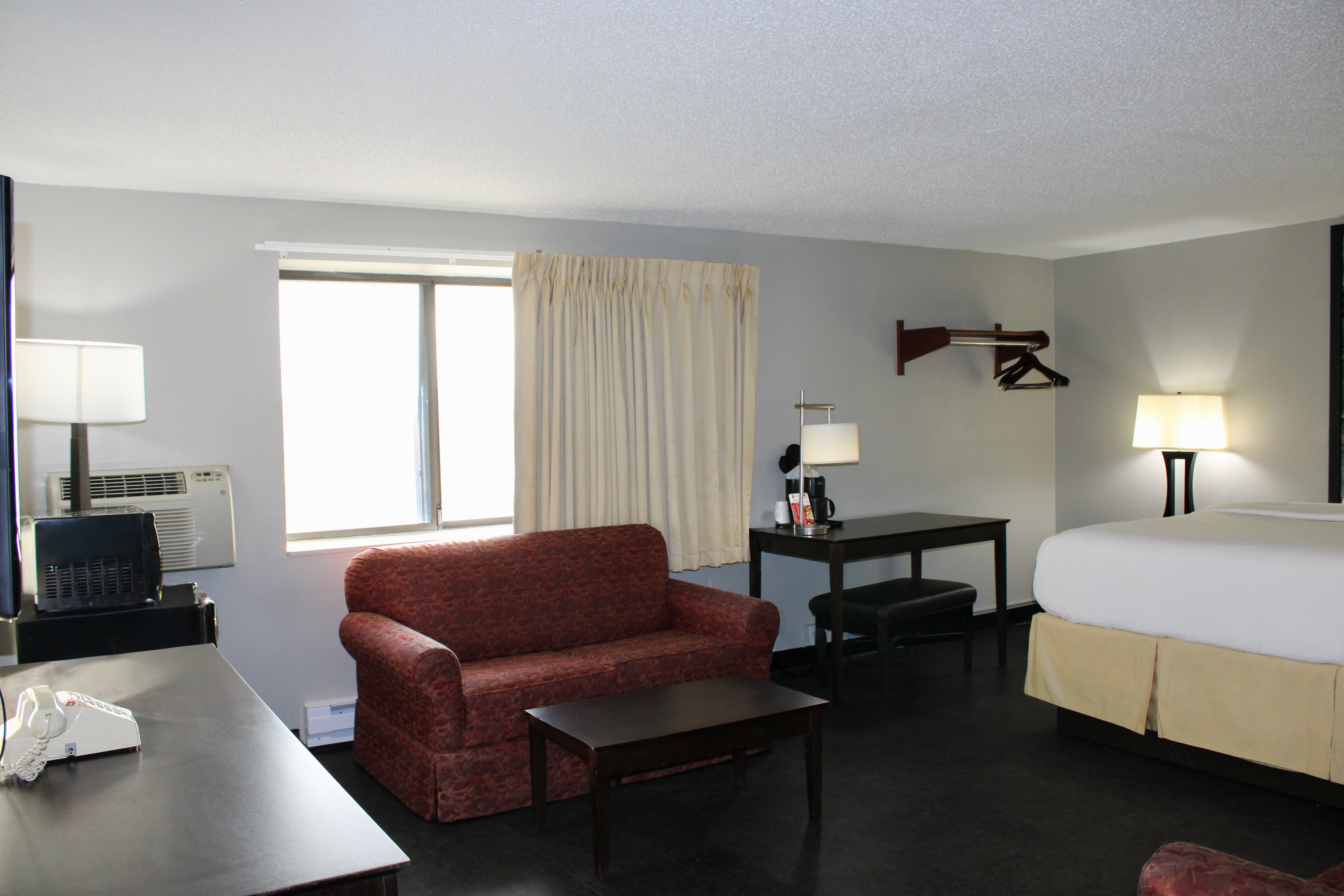 Super 8 by Wyndham Williston ND suite in Williston, North Dakota