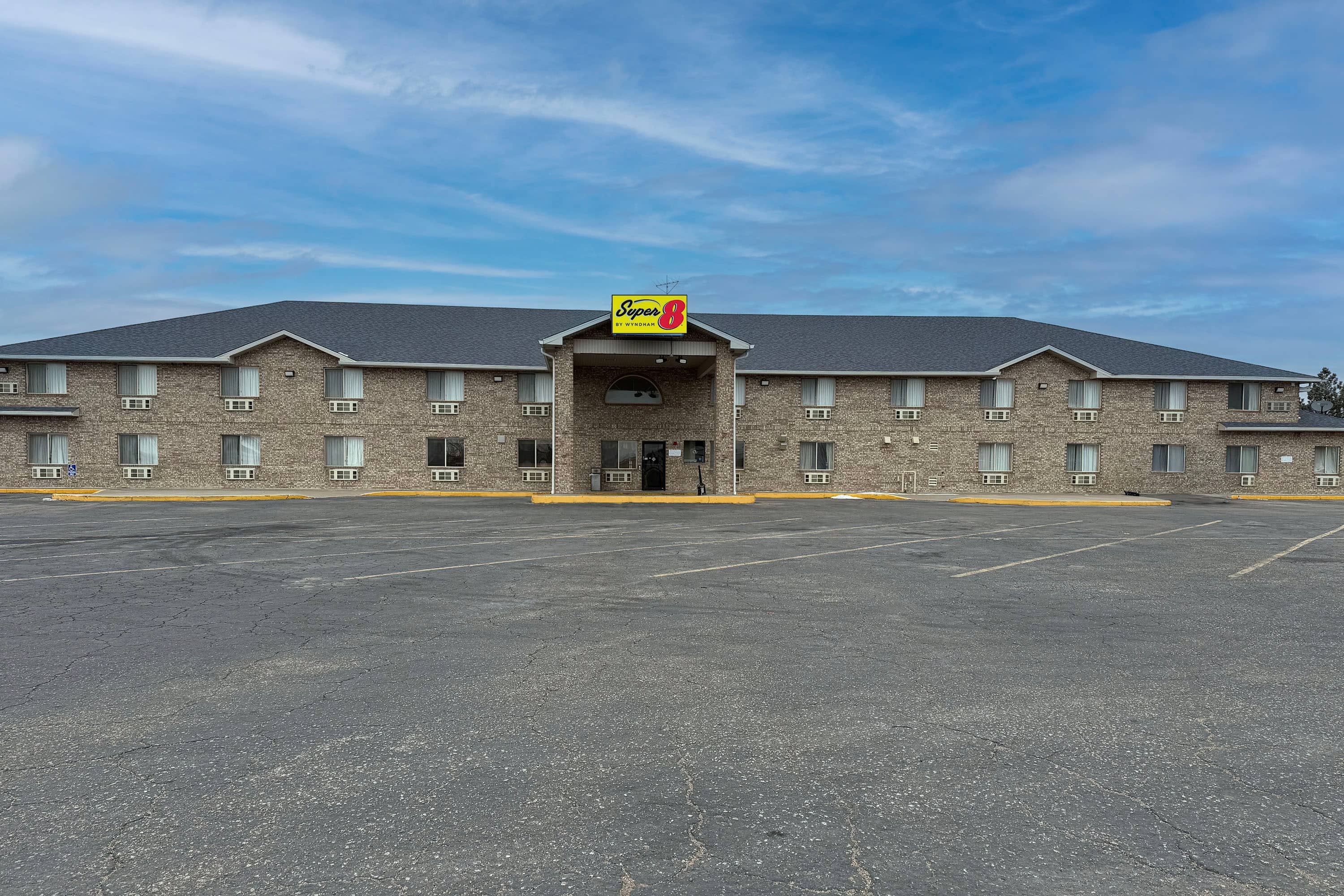 45496_exterior_view_2.jpg?
