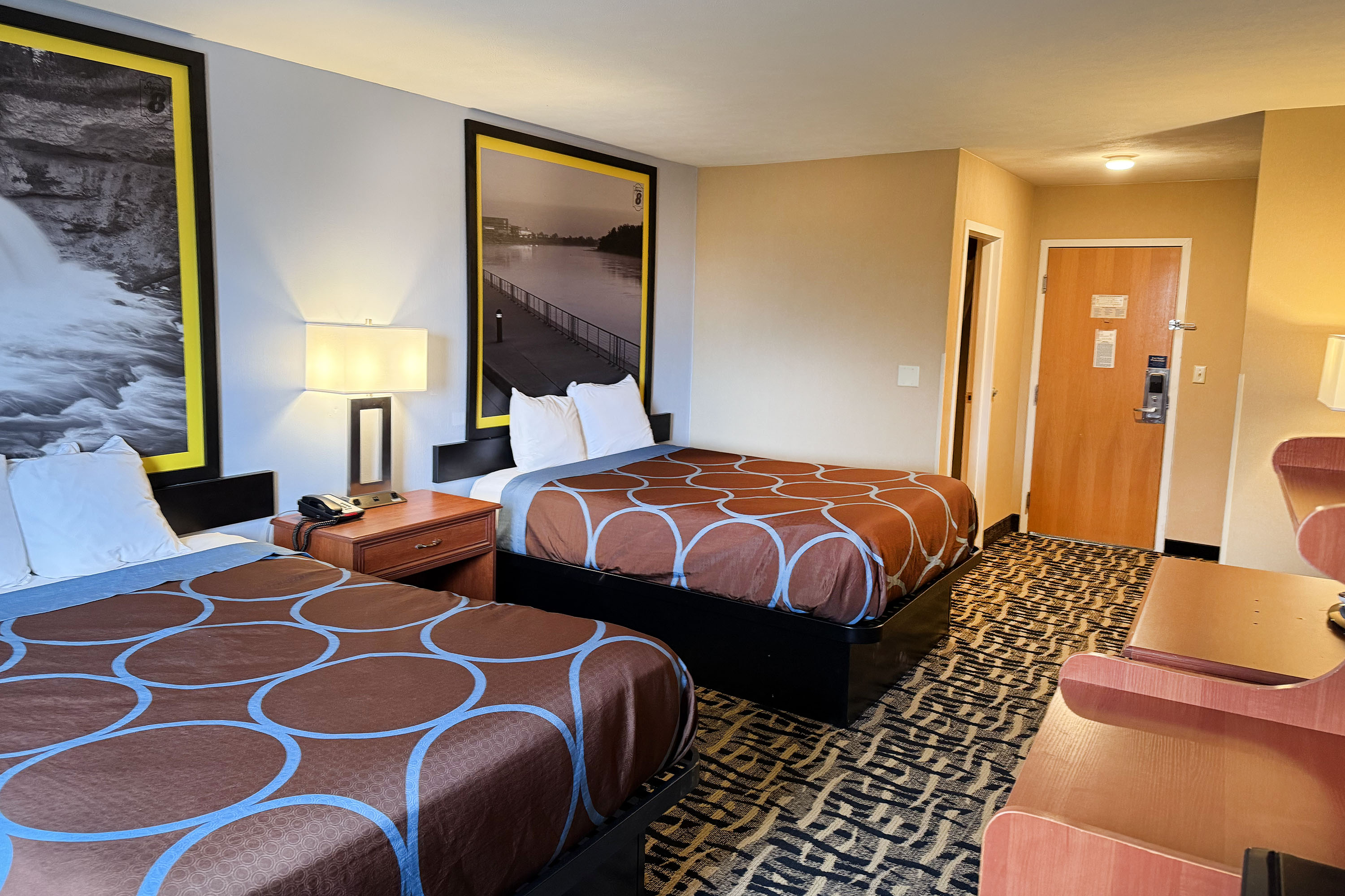 Guest room at the Super 8 by Wyndham Cozad in Cozad, Nebraska