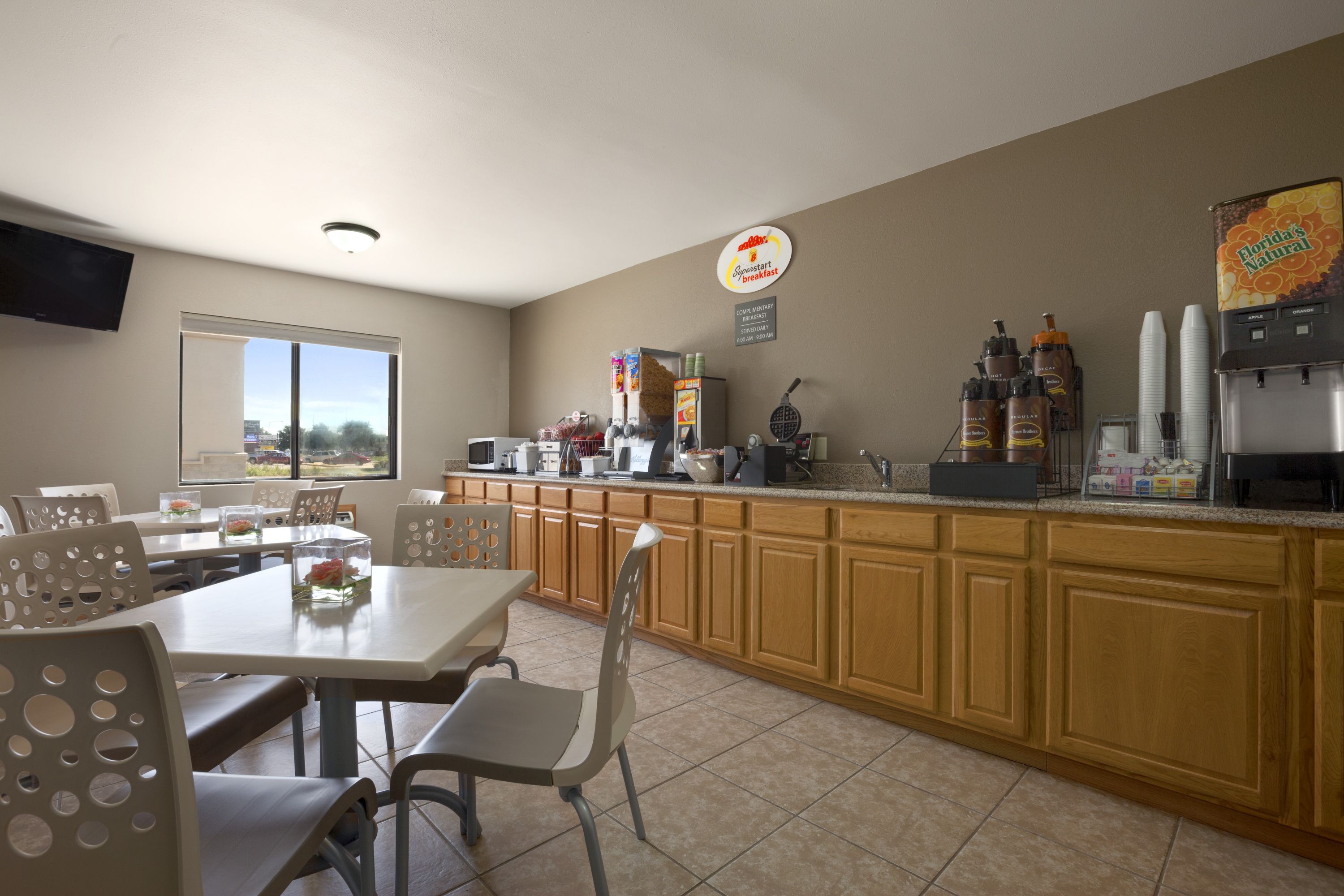 Super 8 by Wyndham Fremont NE restaurant in Fremont, Nebraska