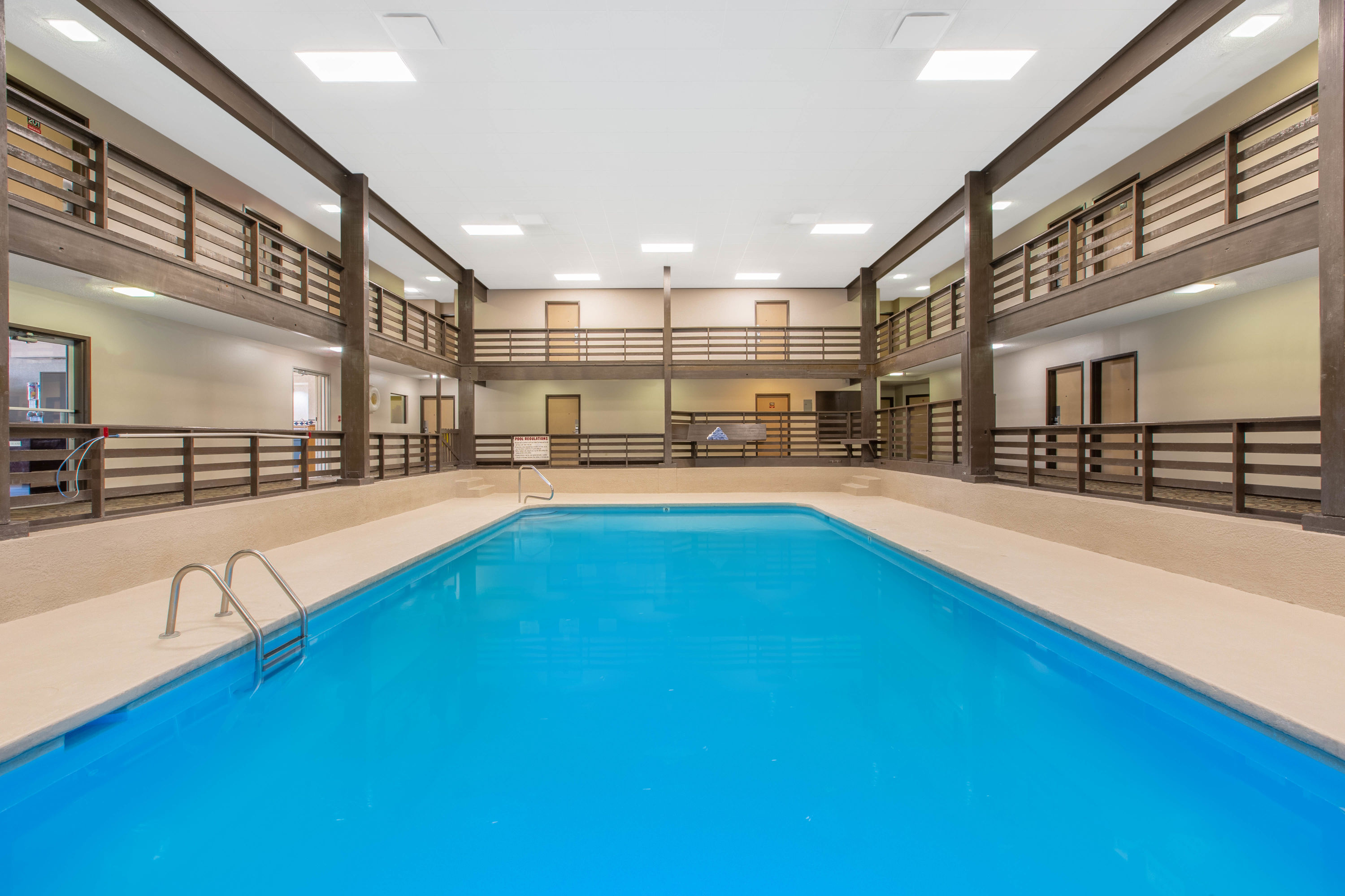 Super 8 By Wyndham Grand Island Grand Island Ne Hotels