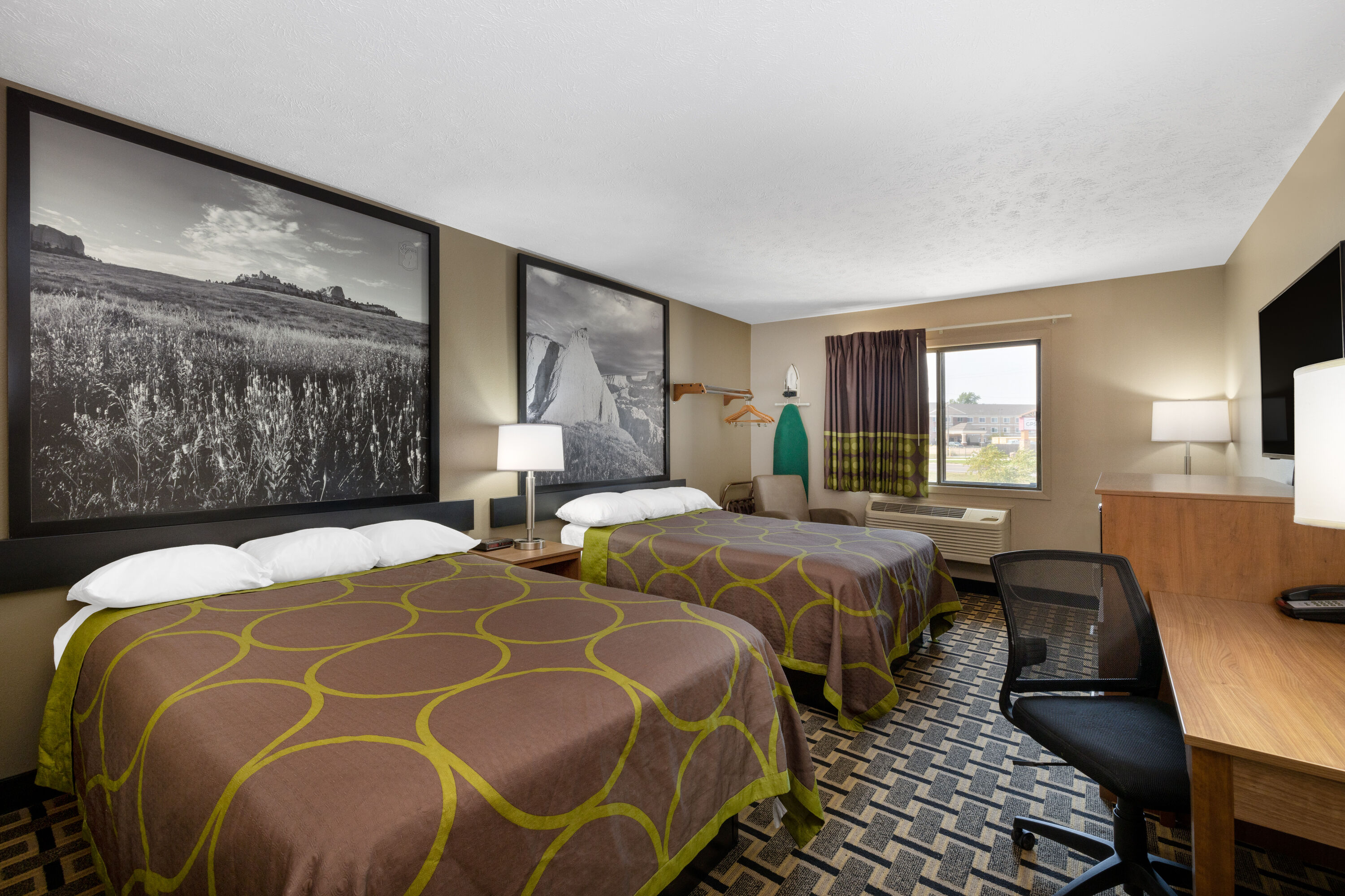 Guest room at the Super 8 by Wyndham O Neill NE in O Neill, Nebraska