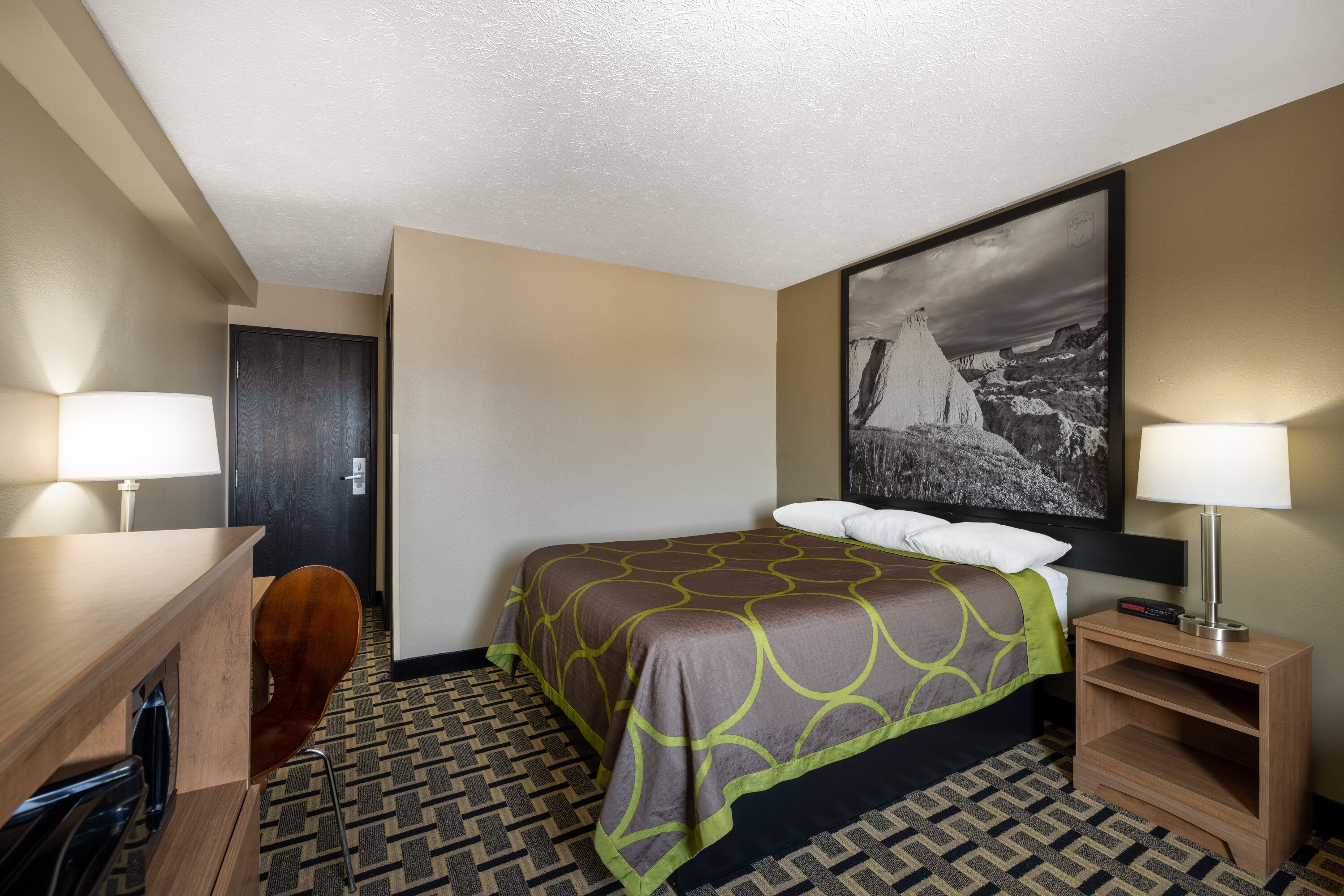 Guest room at the Super 8 by Wyndham O Neill NE in O Neill, Nebraska