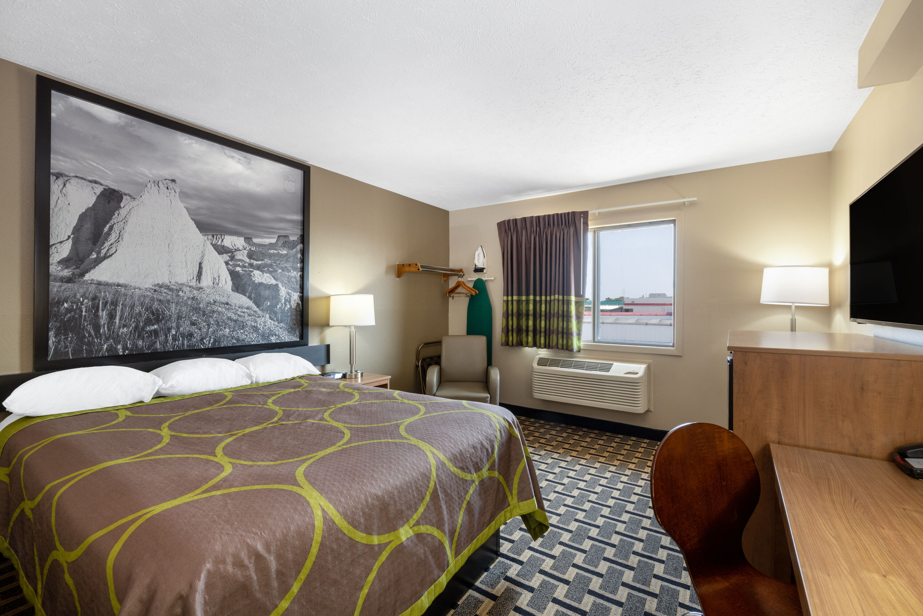 Guest room at the Super 8 by Wyndham O Neill NE in O Neill, Nebraska