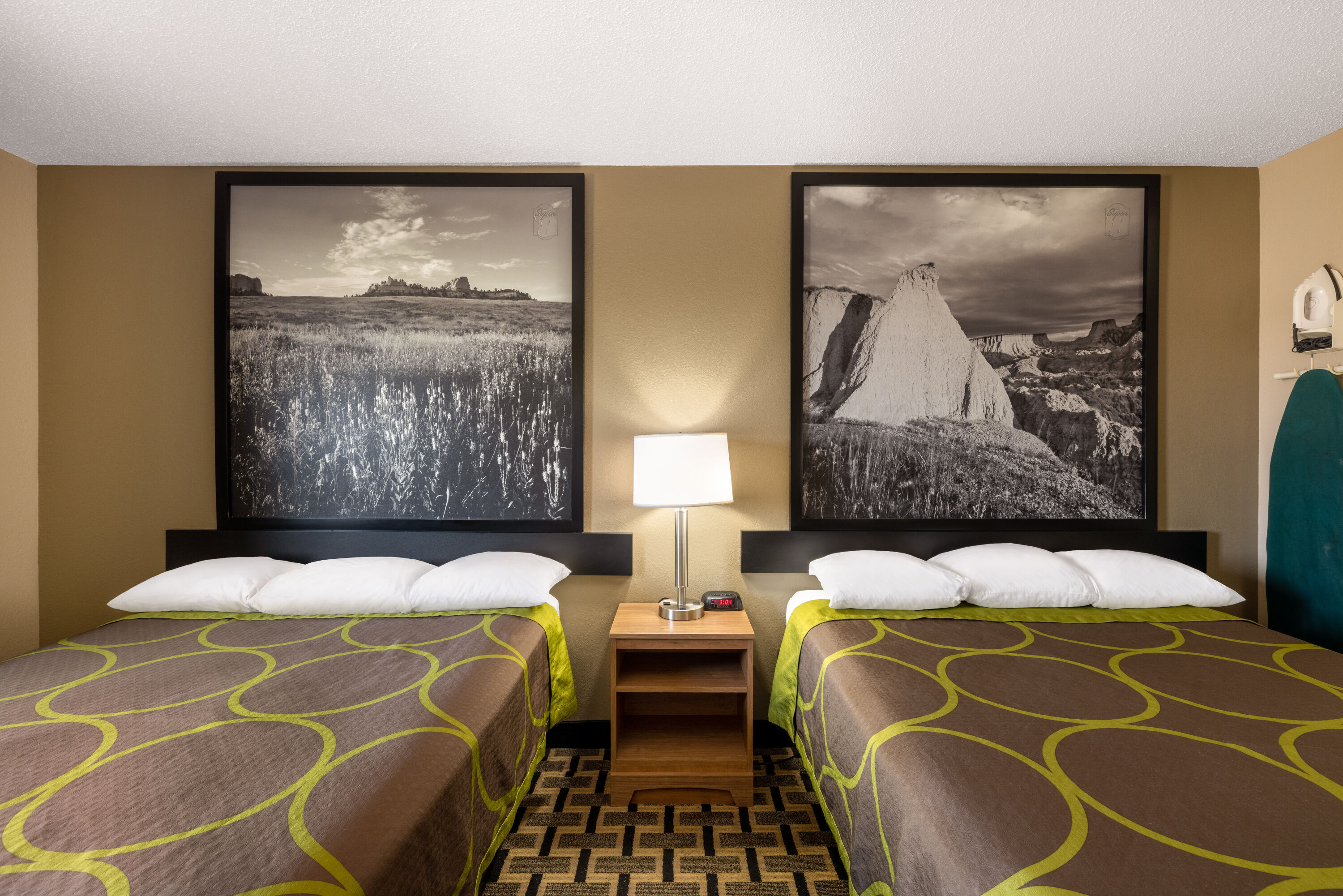 Guest room at the Super 8 by Wyndham O Neill NE in O Neill, Nebraska