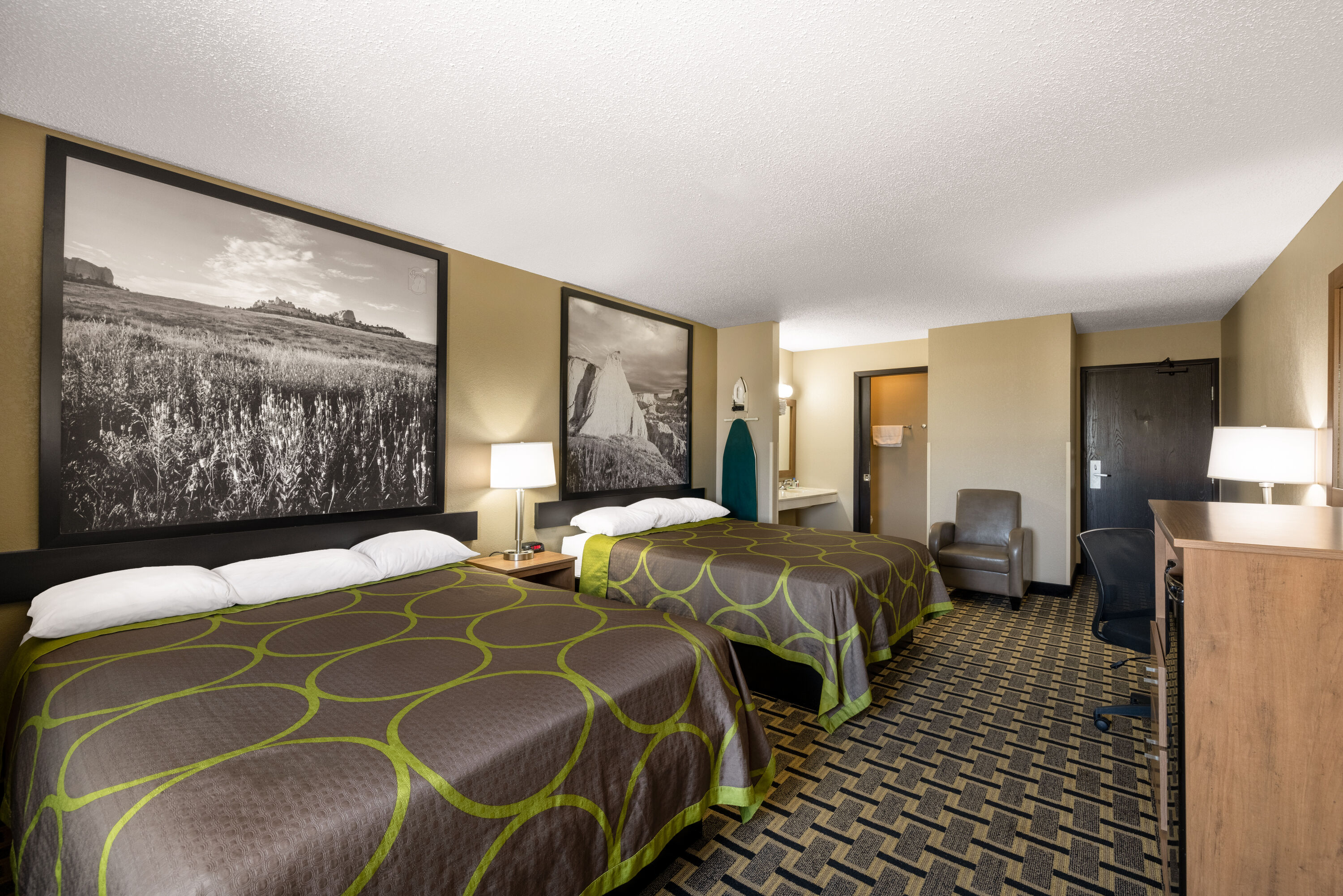 Guest room at the Super 8 by Wyndham O Neill NE in O Neill, Nebraska