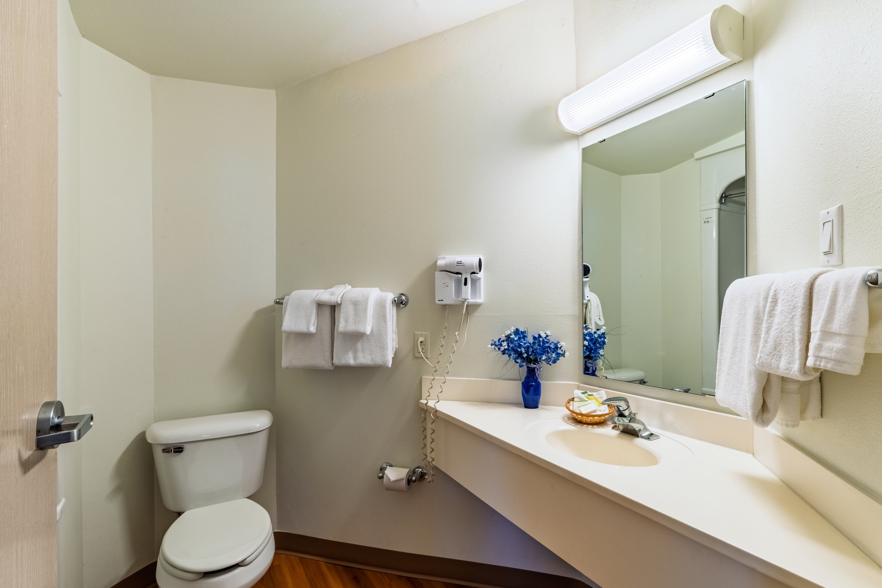 Guest room bath at the Super 8 by Wyndham Sidney NE in Sidney, Nebraska