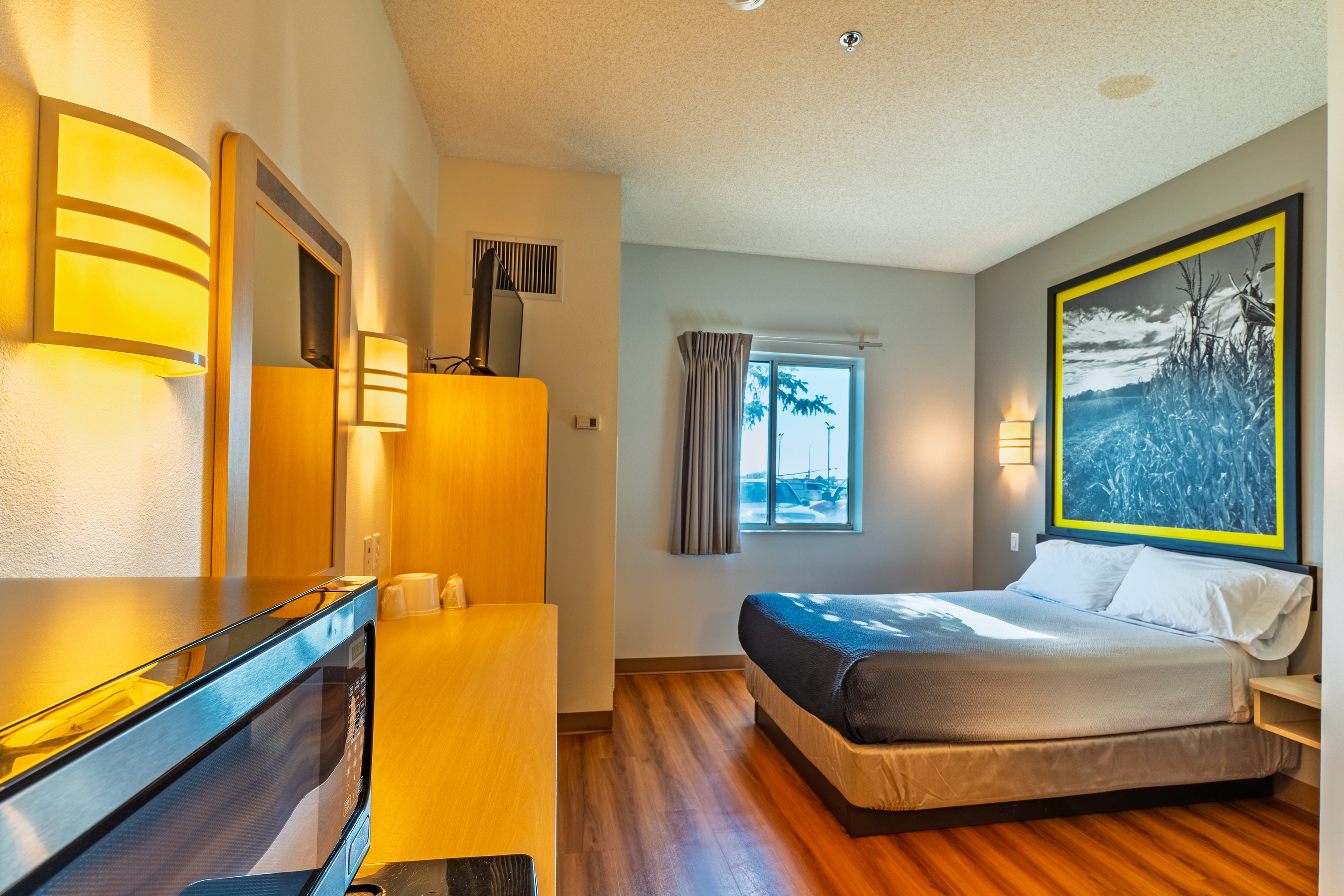 Guest room at the Super 8 by Wyndham Sidney NE in Sidney, Nebraska