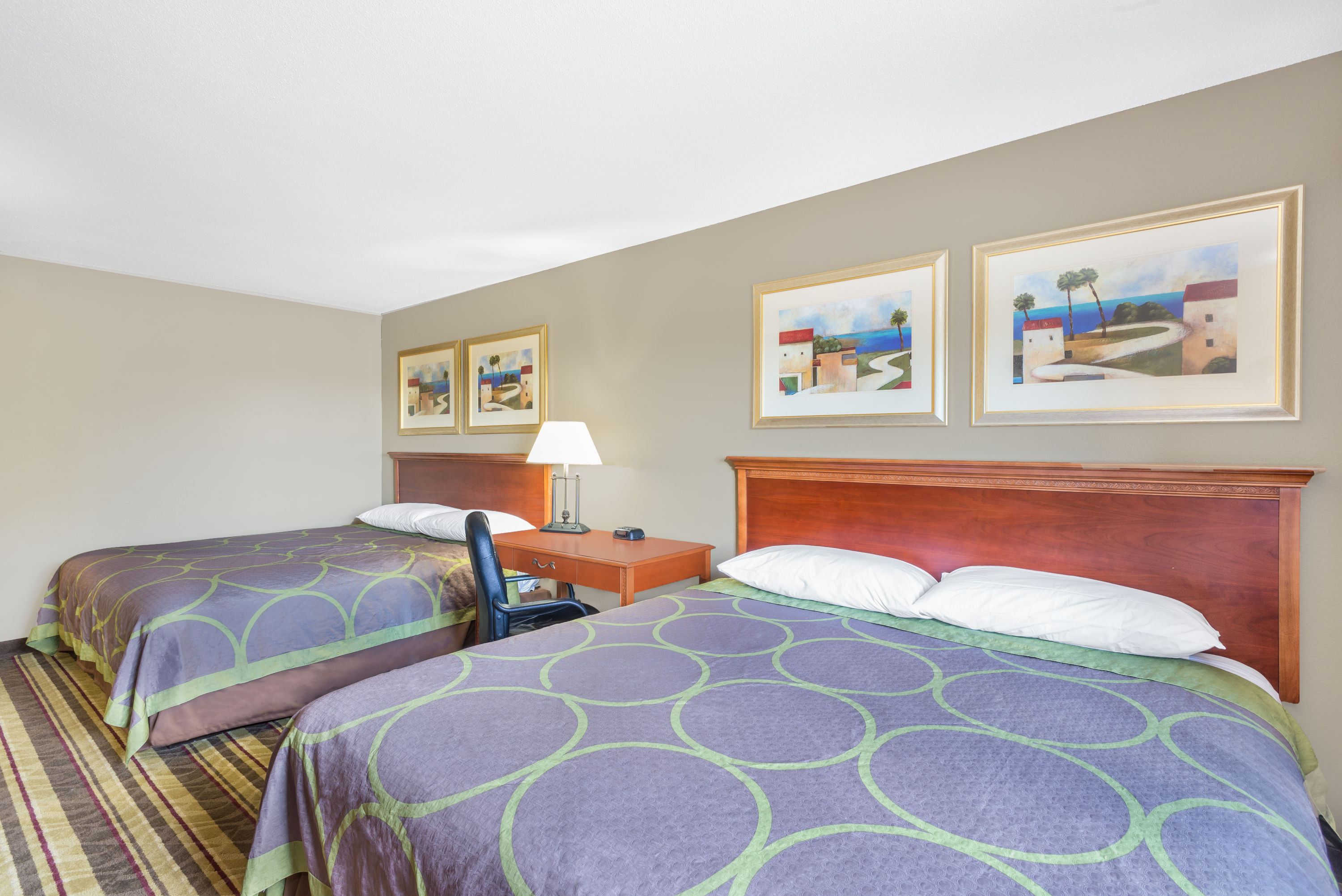 Guest room at the Super 8 by Wyndham Tilton/Lake Winnipesaukee in Tilton, New Hampshire