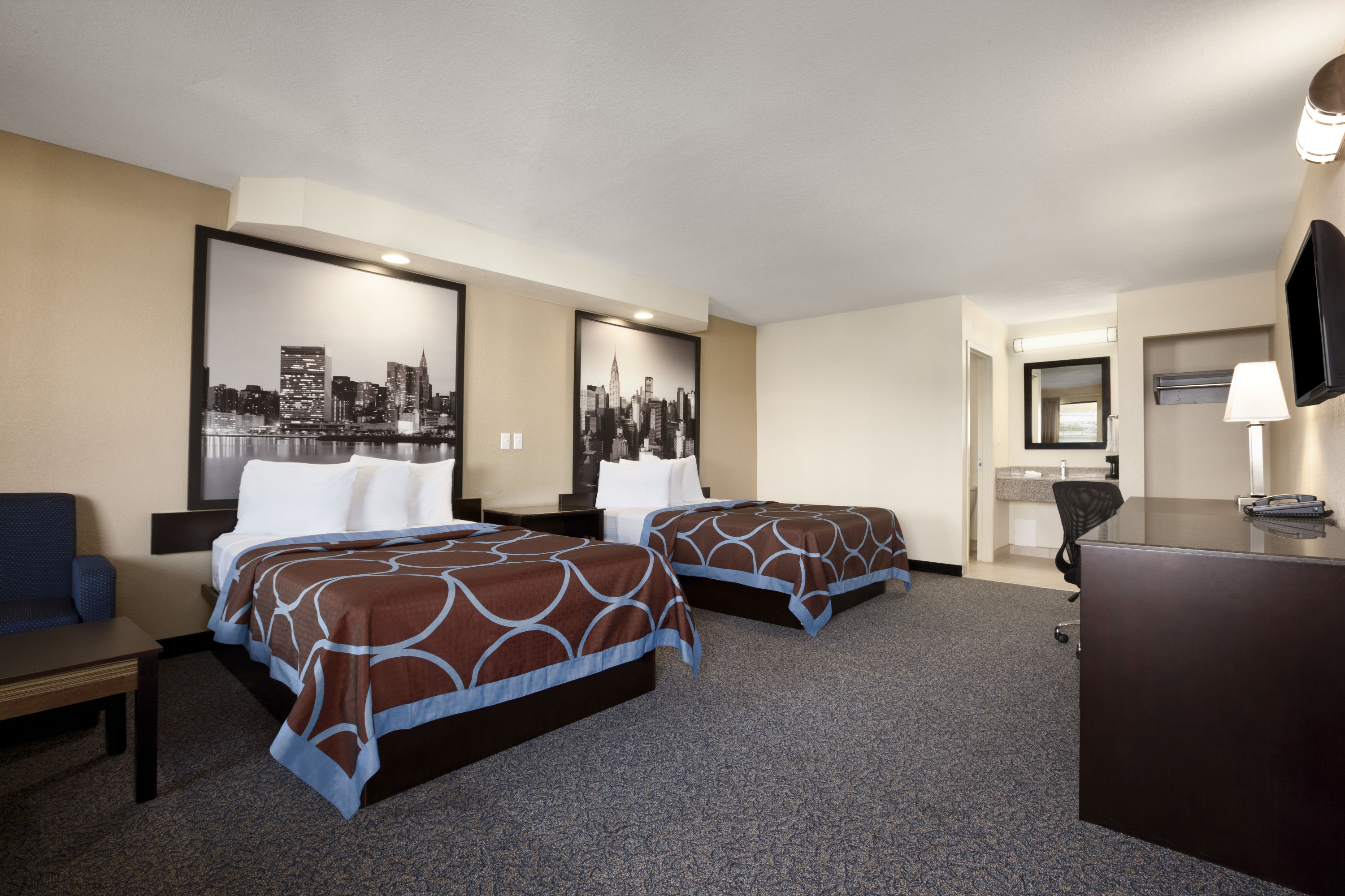 Guest room at the Super 8 by Wyndham Rahway/Newark in Rahway, New Jersey