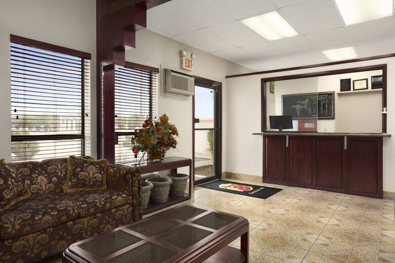 Super 8 Carlsbad hotel lobby in Carlsbad, New Mexico