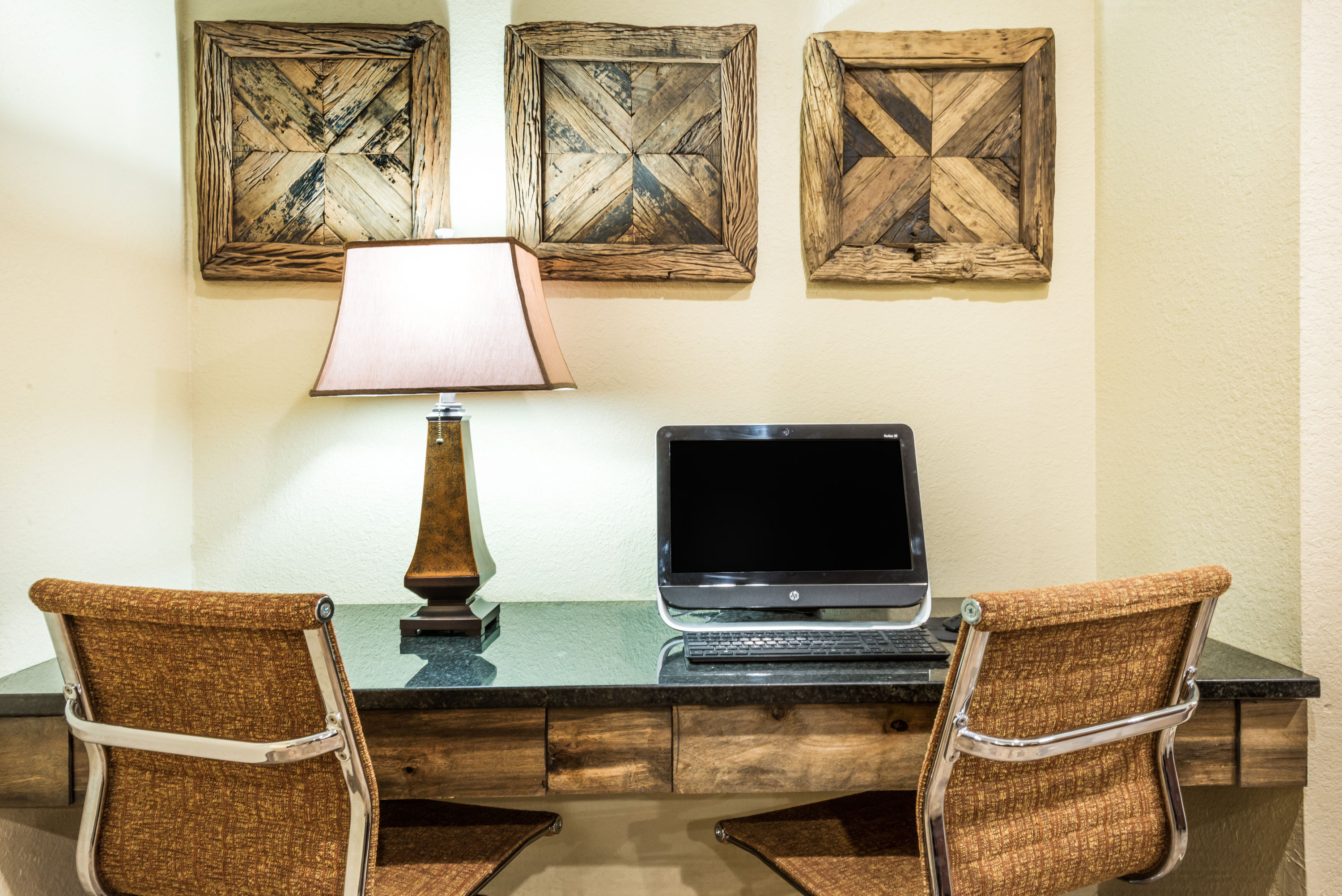 Super 8 by Wyndham Clovis business center in Clovis, New Mexico