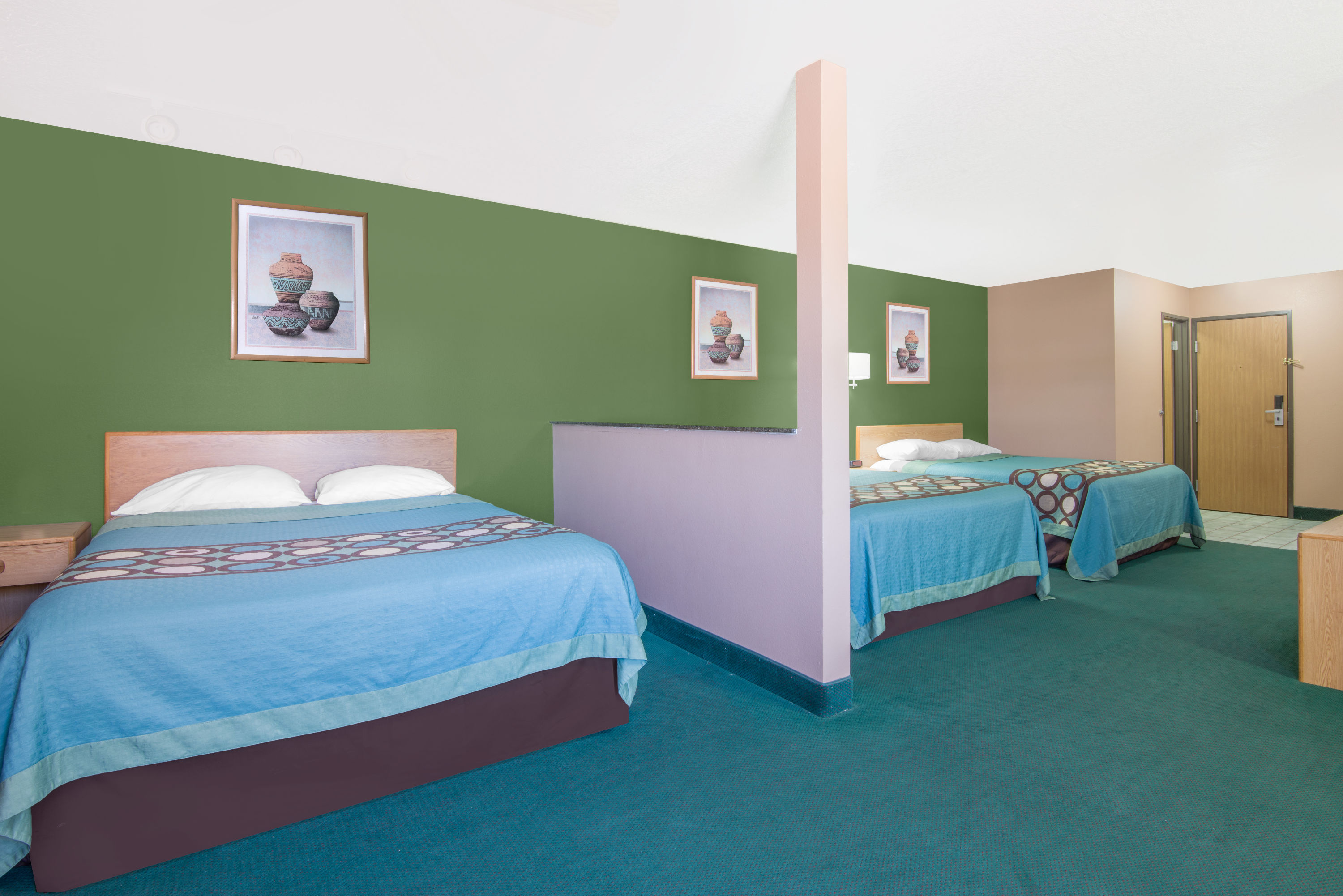 Guest room at the Super 8 by Wyndham Fort Sumner in Fort Sumner, New Mexico