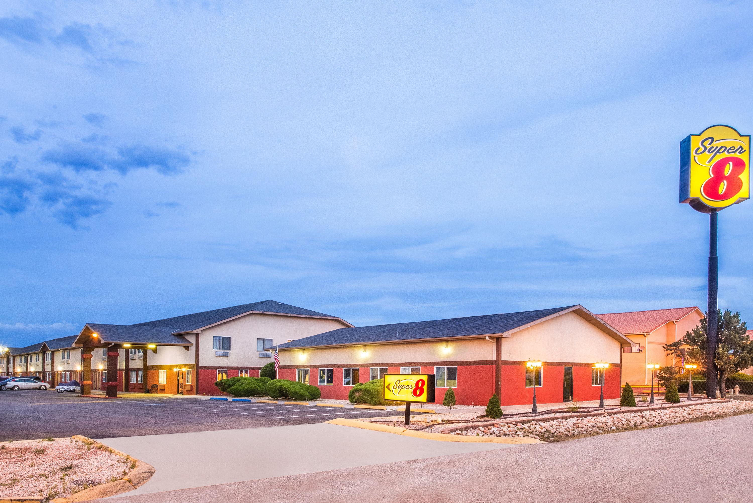 Exterior of Super 8 by Wyndham Grants hotel in Grants, New Mexico
