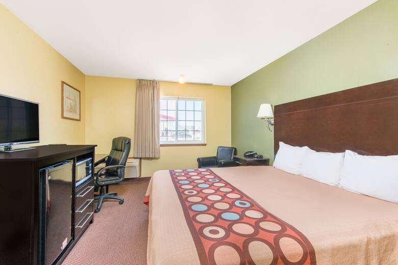 Guest room at the Super 8 Moriarty in Moriarty, New Mexico
