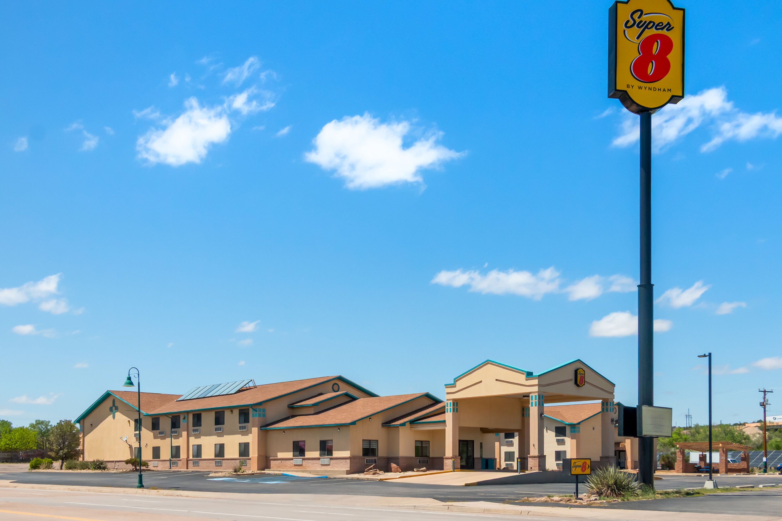 Exterior Day Image of Super 8 by Wyndham Santa Rosa hotel in Santa Rosa, New Mexico