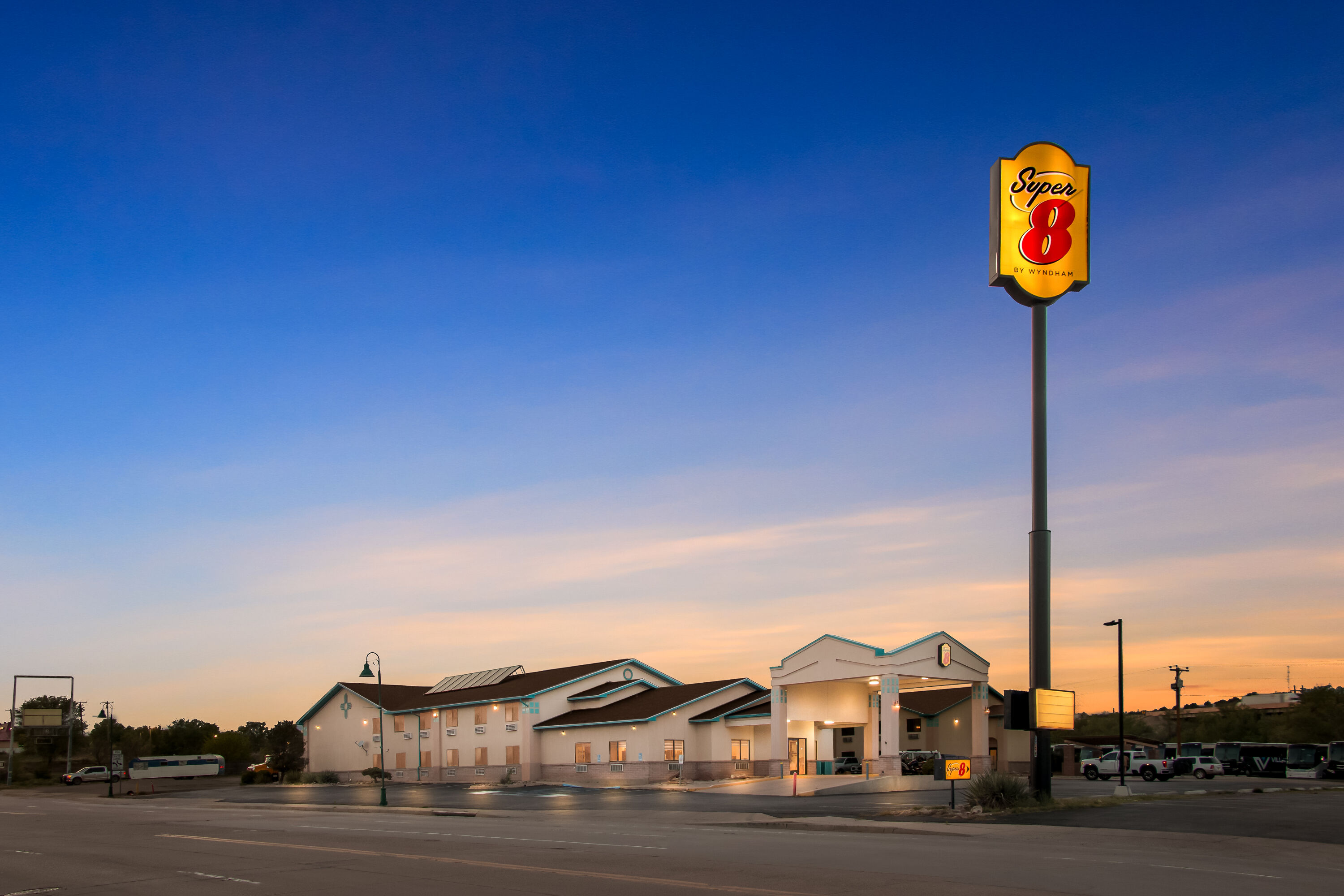 Exterior Night Image of Super 8 by Wyndham Santa Rosa hotel in Santa Rosa, New Mexico