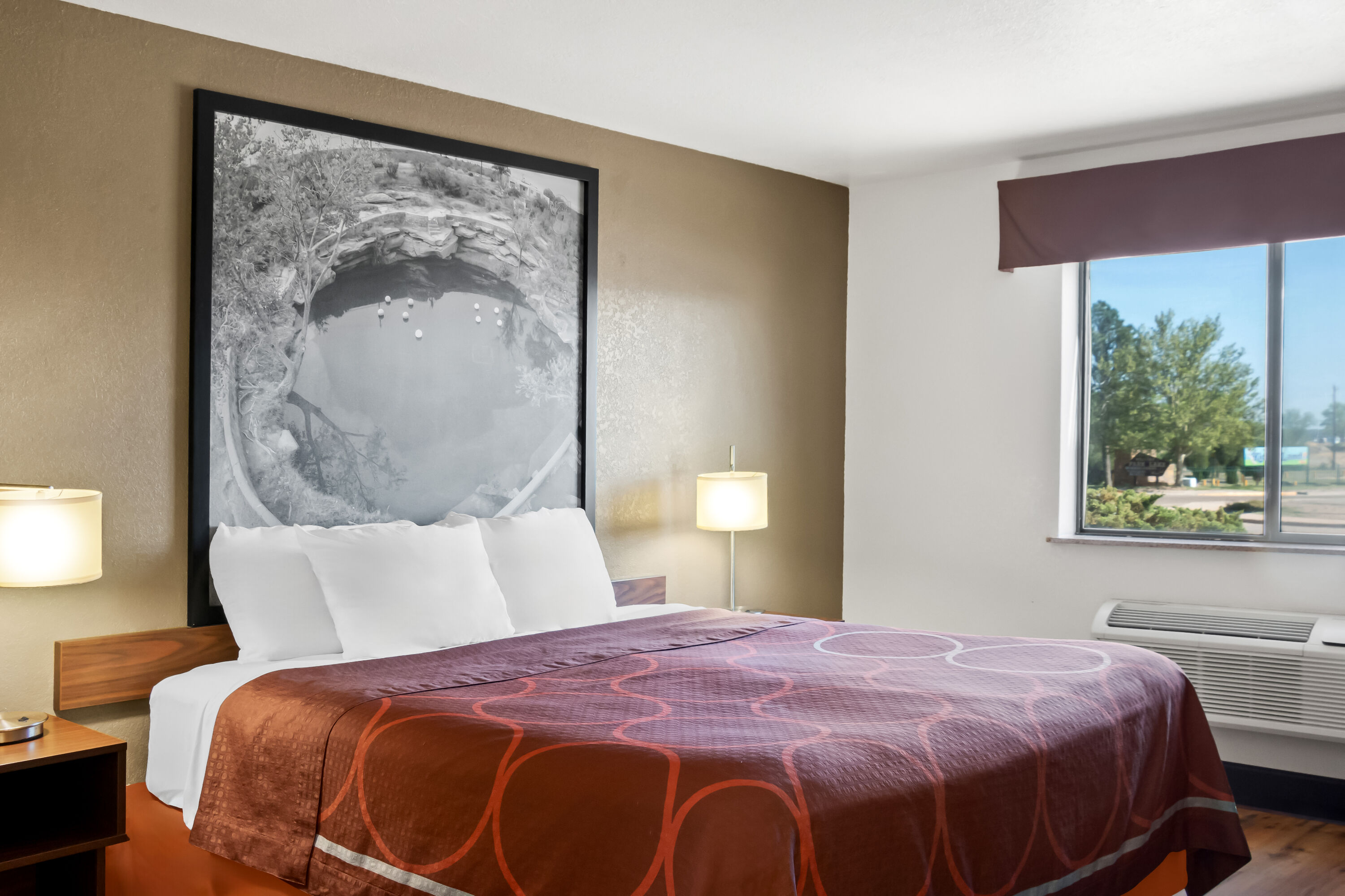 Super 8 by Wyndham Santa Rosa suite in Santa Rosa, New Mexico