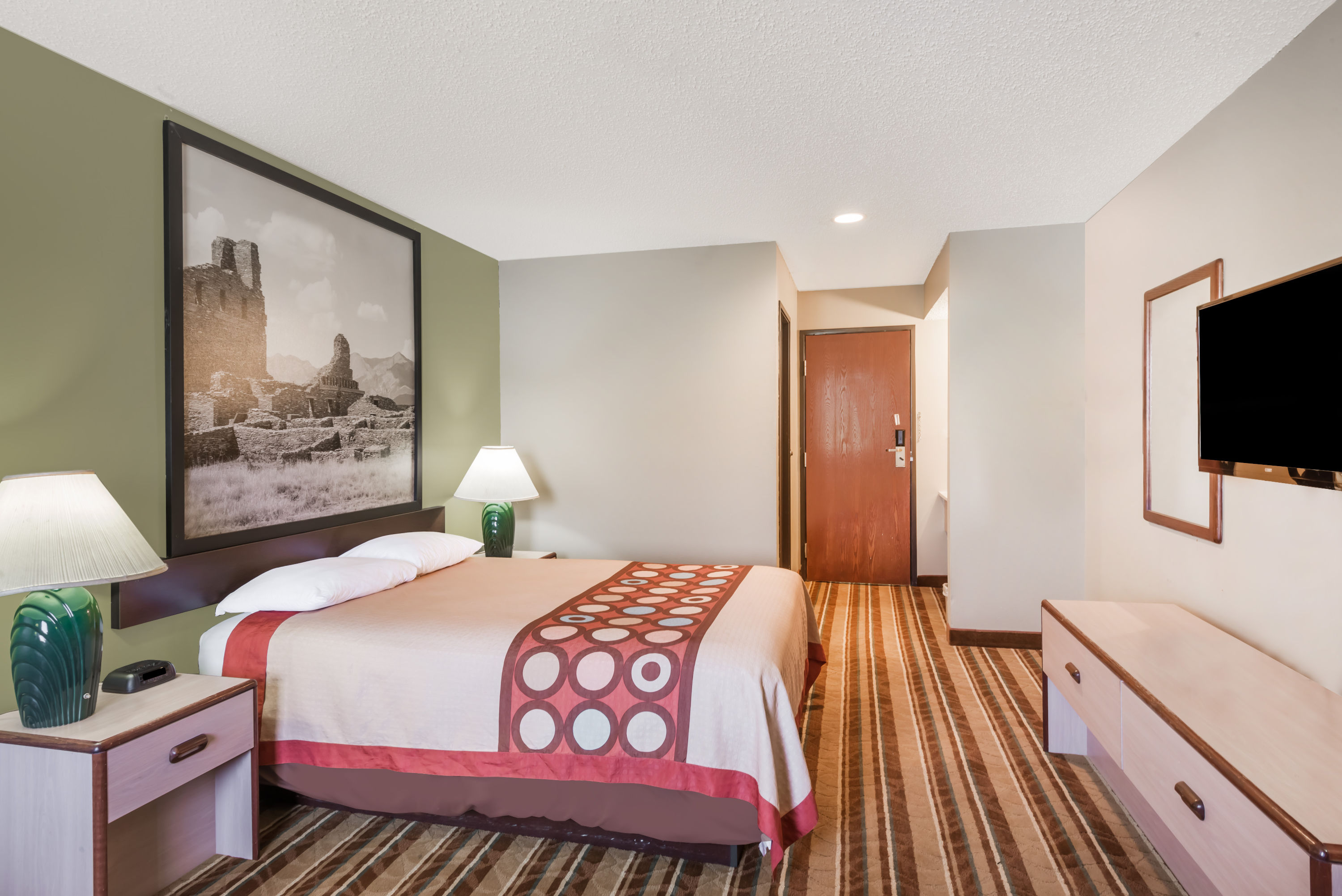 Guest room at the Super 8 by Wyndham Socorro in Socorro, New Mexico