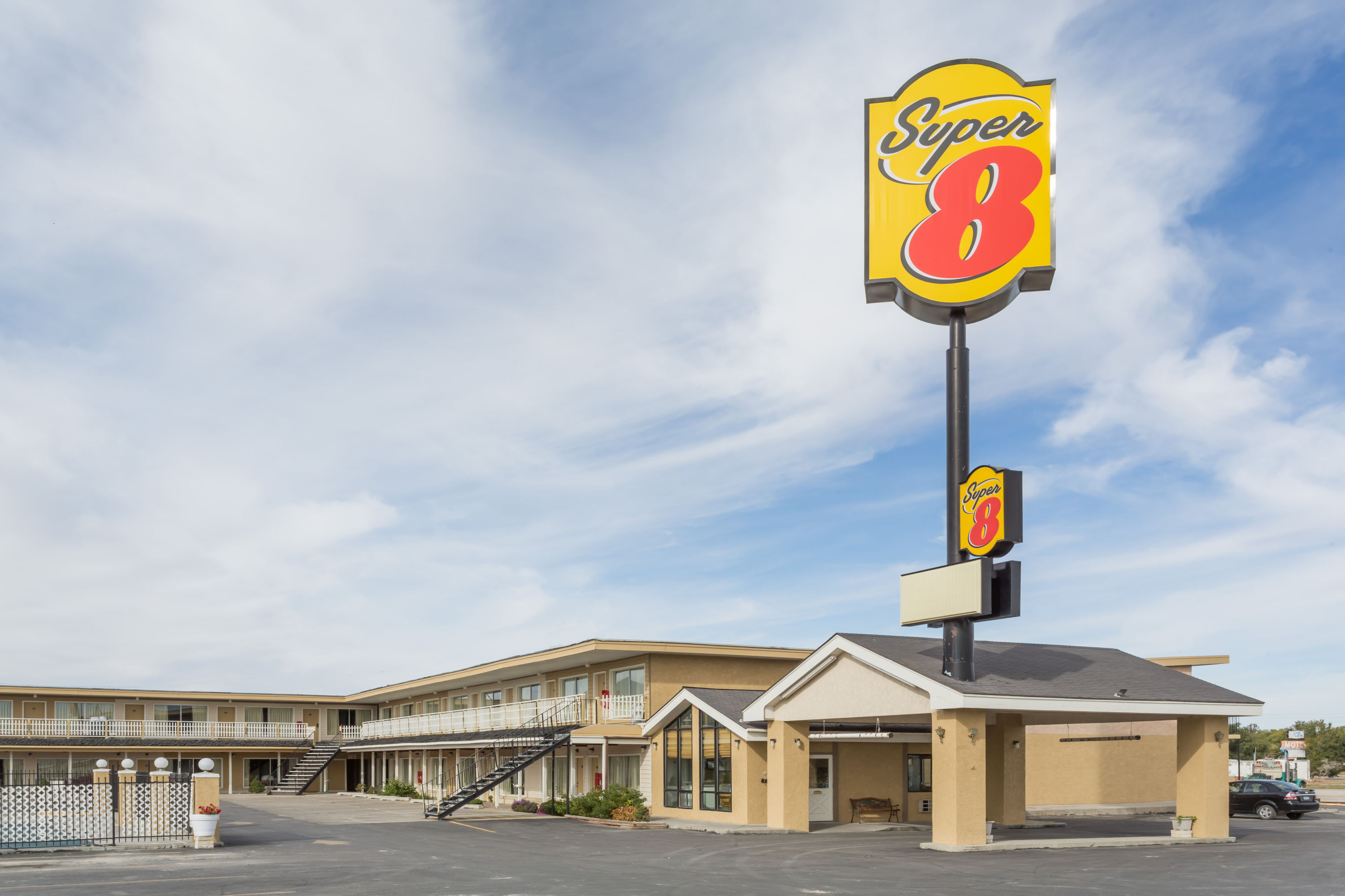 Exterior of Super 8 by Wyndham Wells hotel in Wells, Nevada