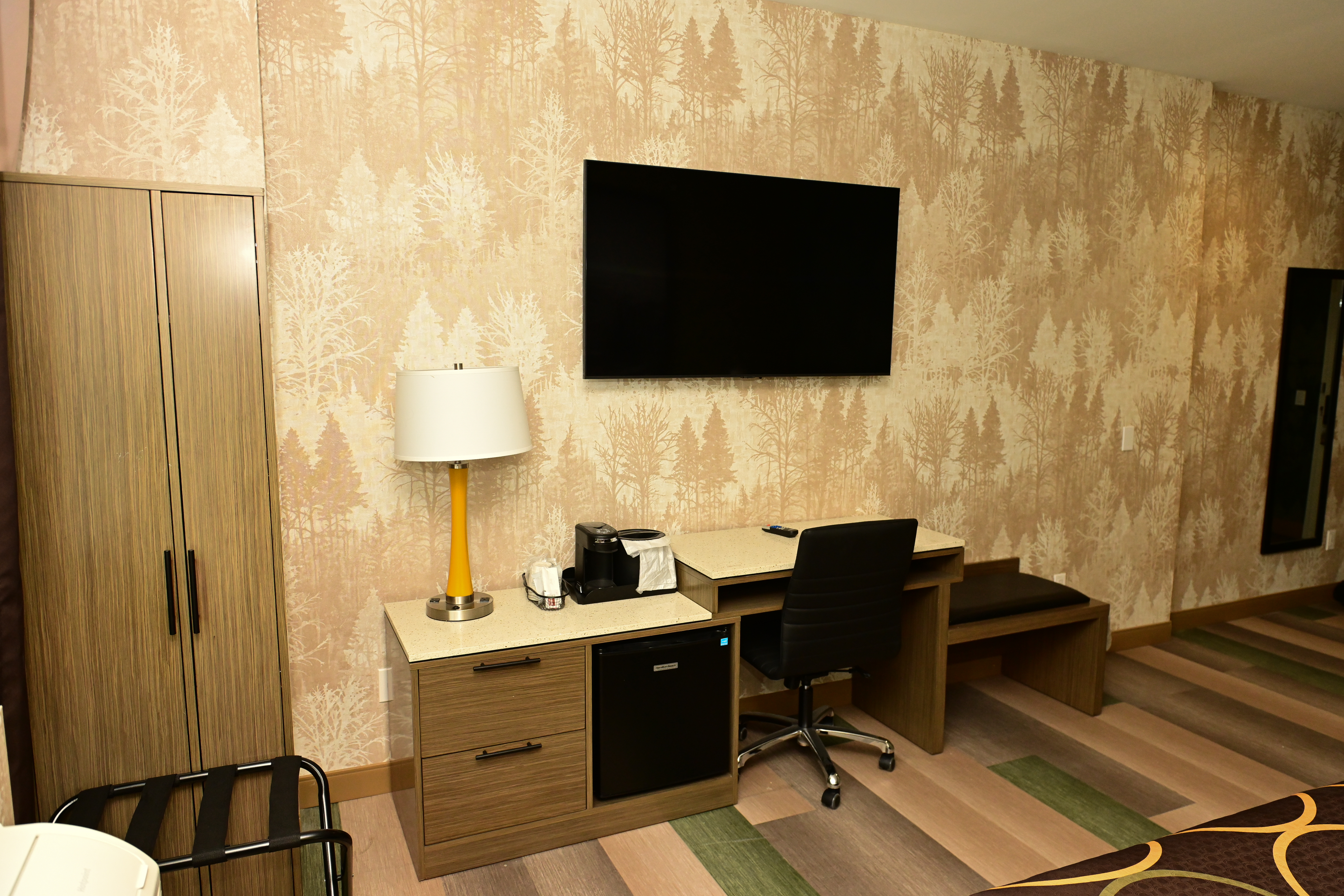Guest room at the Super 8 by Wyndham Bronx Near Botanical Garden in Bronx, New York