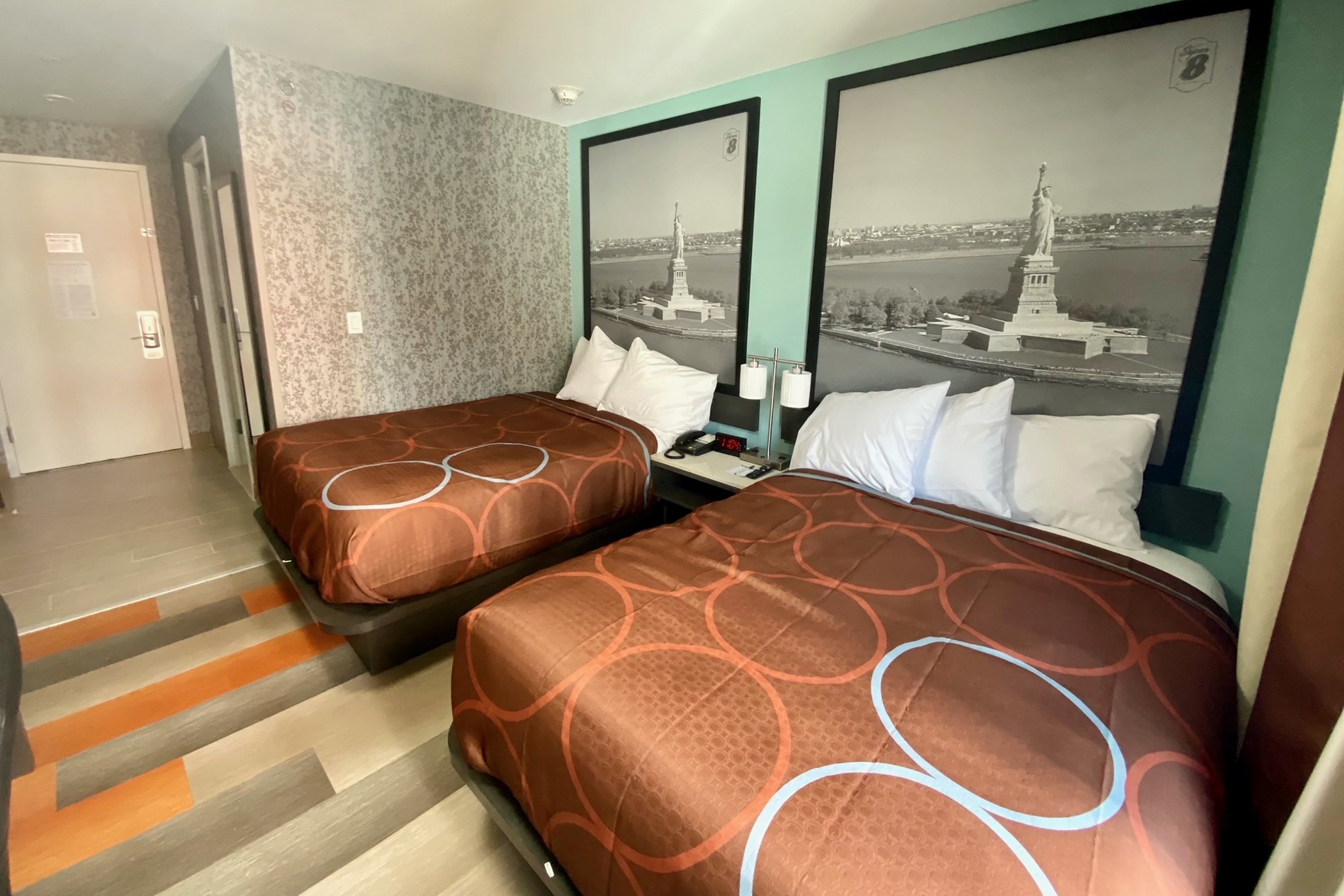 Guest room at the Super 8 by Wyndham Brooklyn Williamsburg in Brooklyn, New York