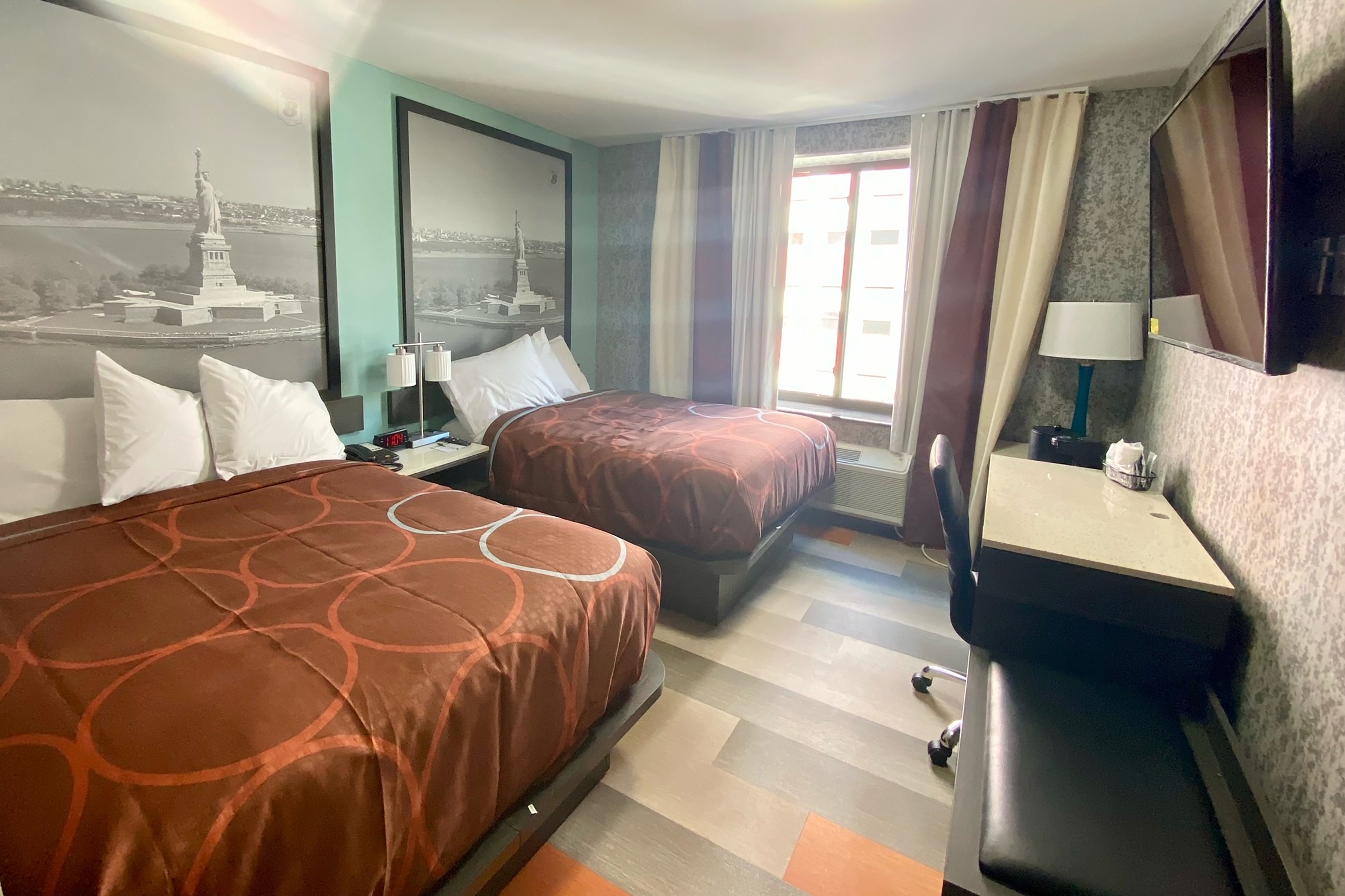 Guest room at the Super 8 by Wyndham Brooklyn Williamsburg in Brooklyn, New York