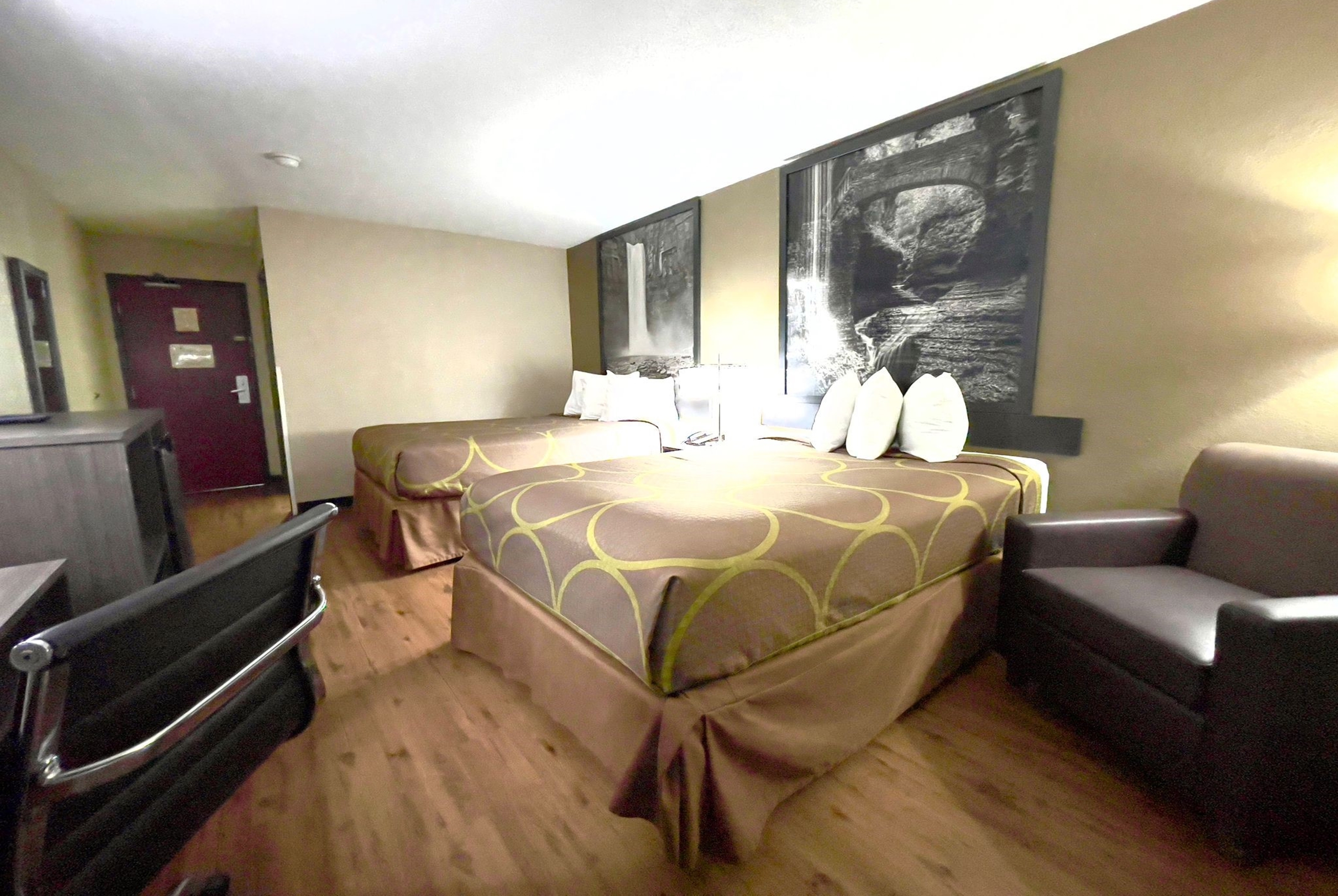 Guest room at the Super 8 by Wyndham Ithaca in Ithaca, New York