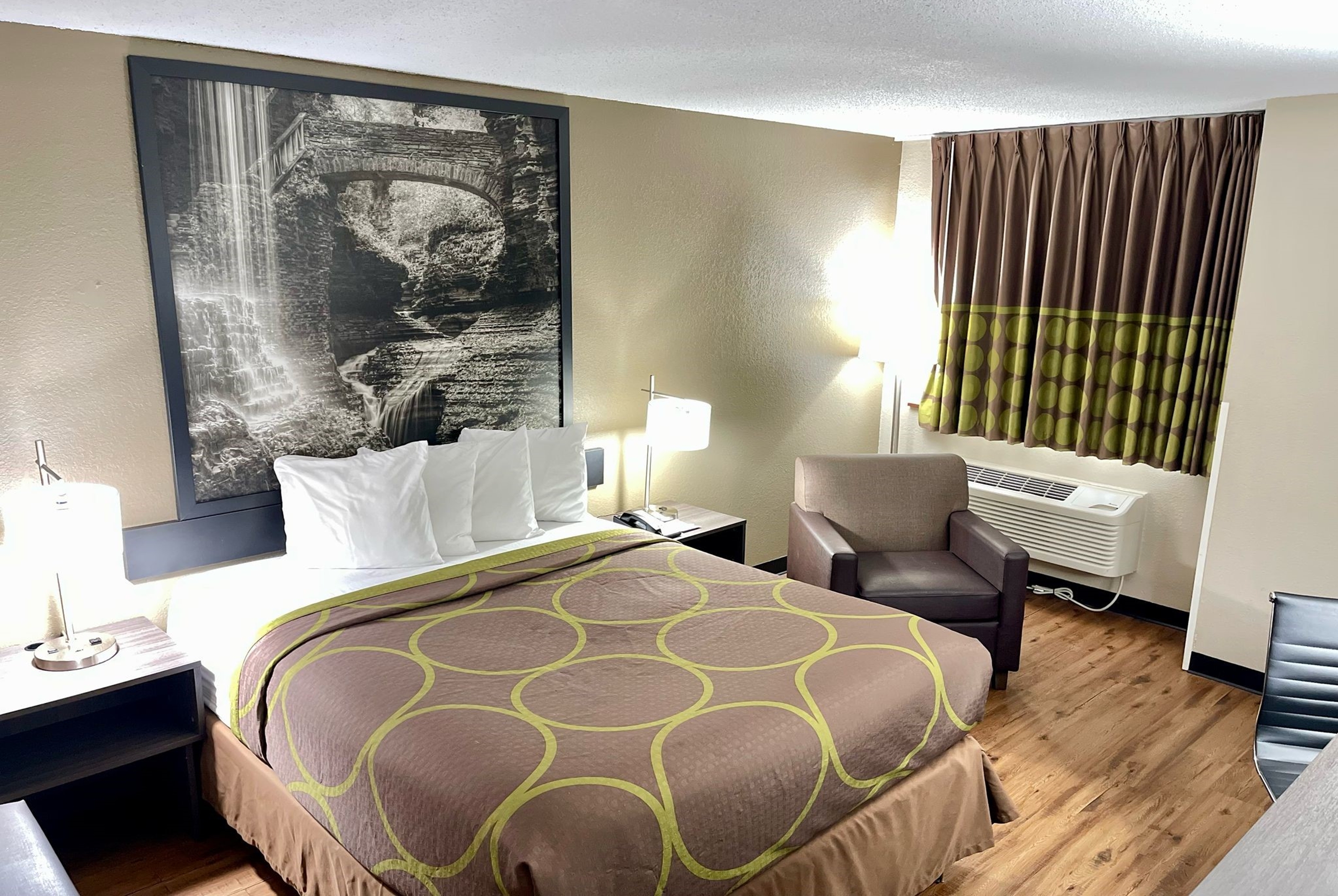 Guest room at the Super 8 by Wyndham Ithaca in Ithaca, New York