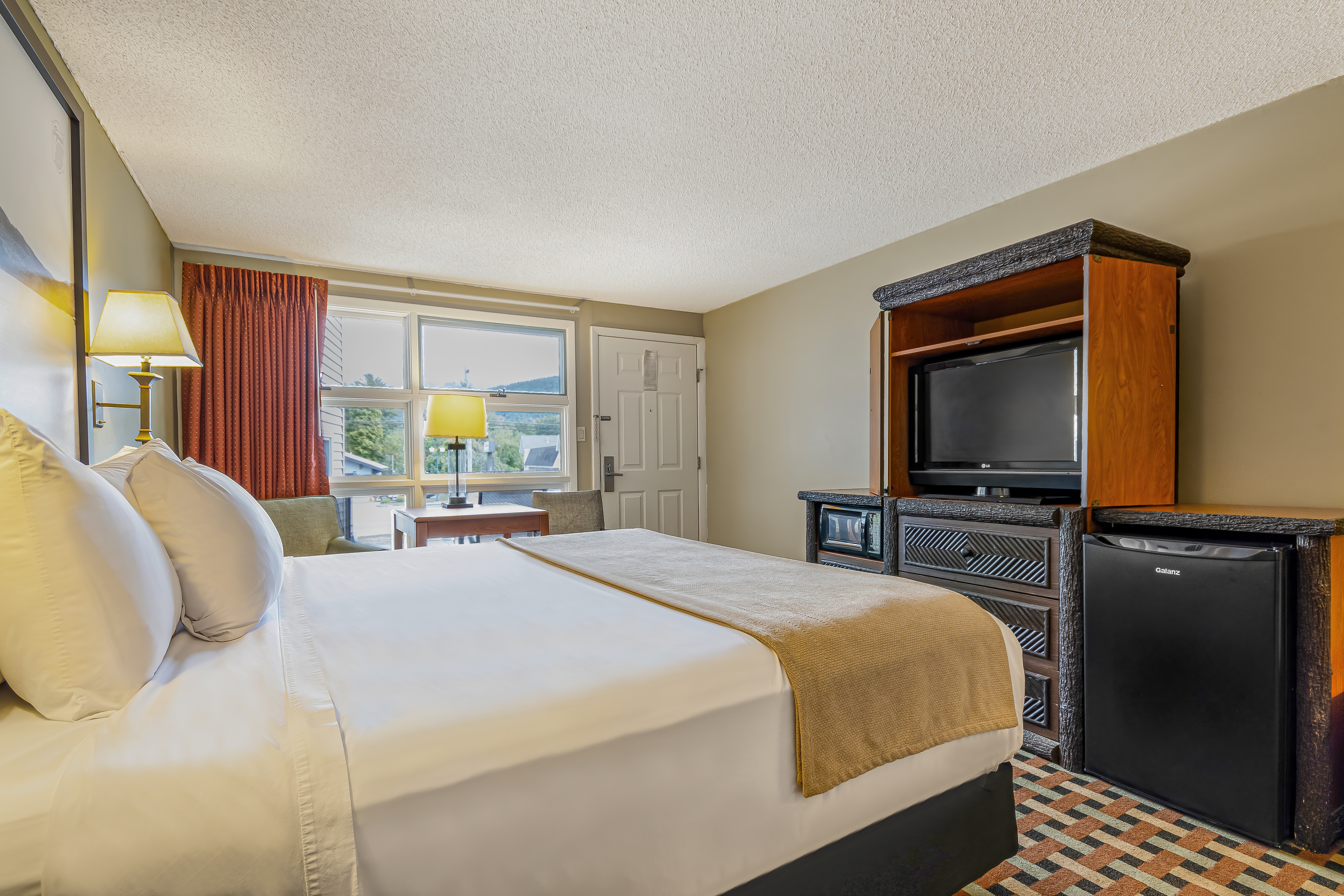 Guest room at the Super 8 by Wyndham Lake George/Downtown in Lake George, New York