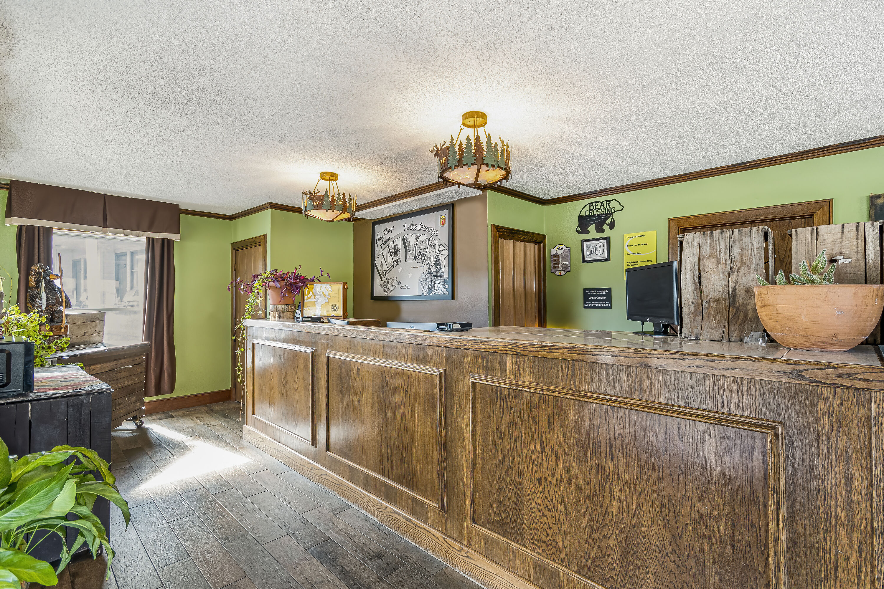 Super 8 by Wyndham Lake George/Downtown reception in Lake George, New York