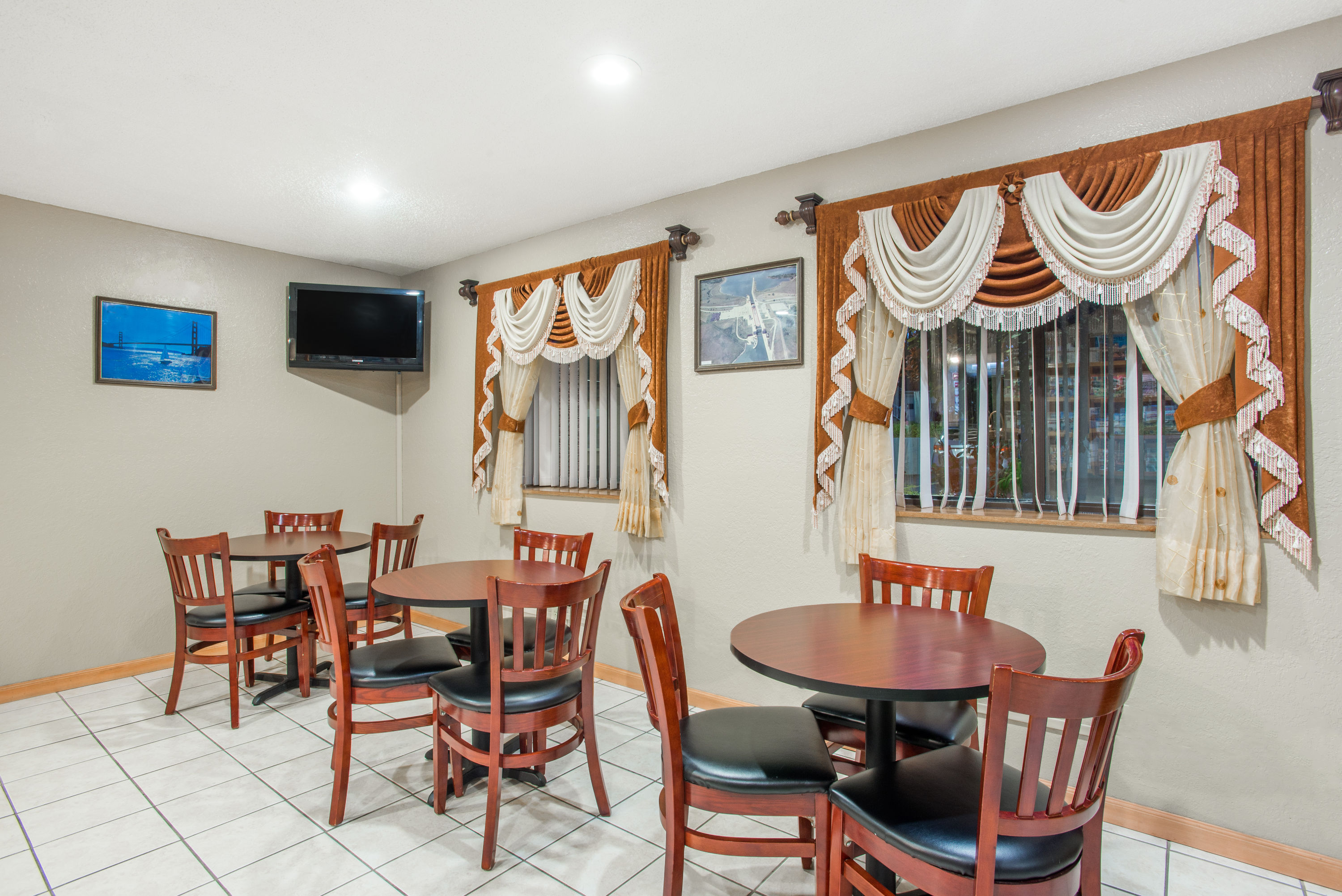 Free breakfast at Super 8 by Wyndham Massena NY in Massena, New York