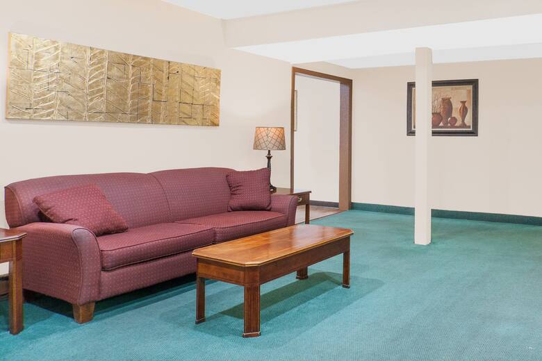 Super 8 Middletown hotel lobby in Middletown, New York