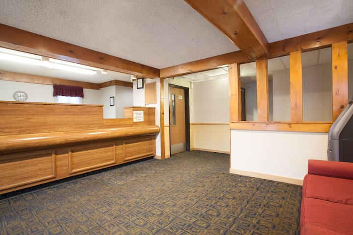 Super 8 By Wyndham Oneonta Cooperstown Oneonta Ny Hotels Super 8 By Wyndham Oneonta Cooperstown Oneonta Ny Hotels