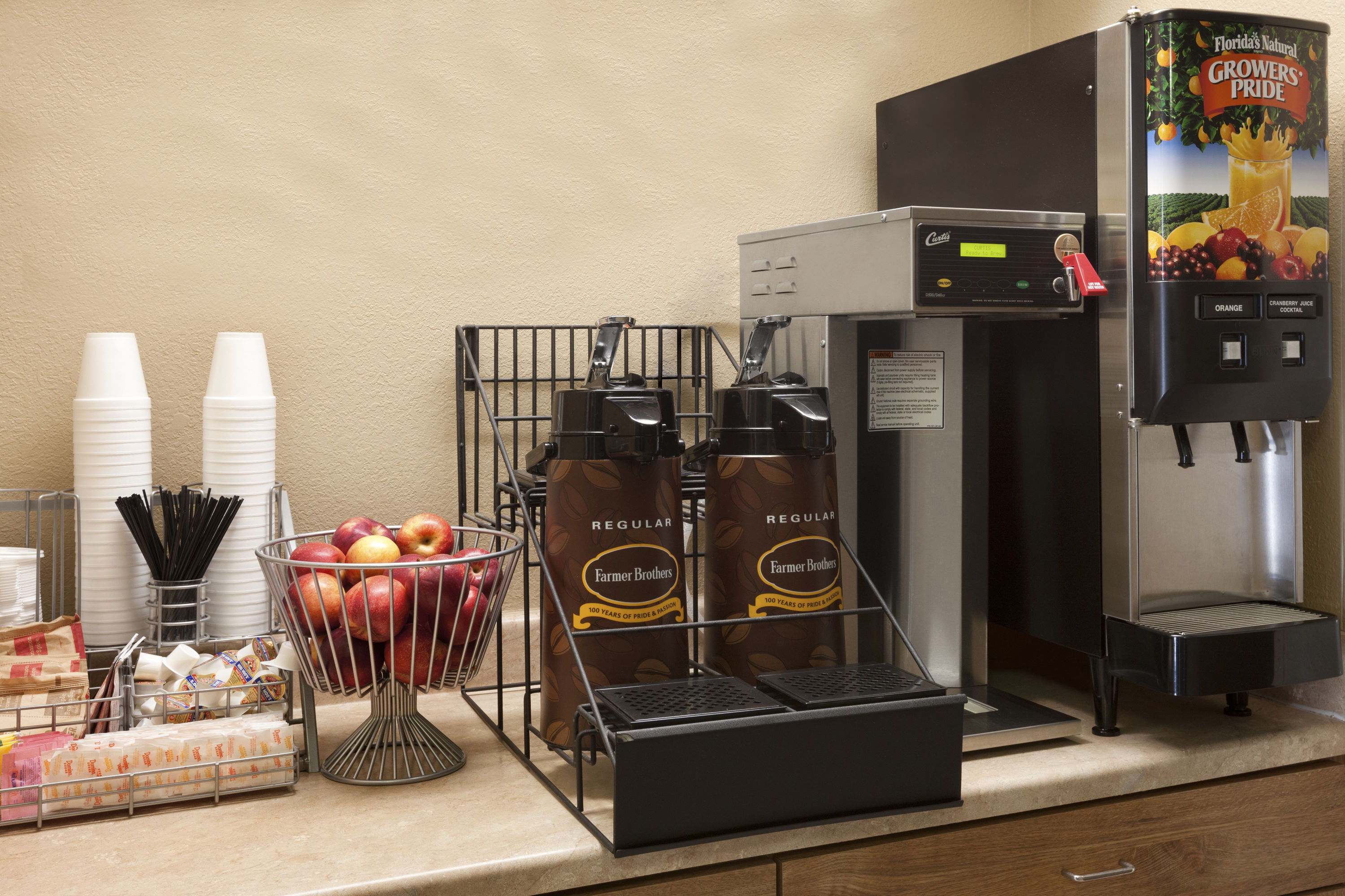 Super 8 by Wyndham Pulaski restaurant in Pulaski, New York