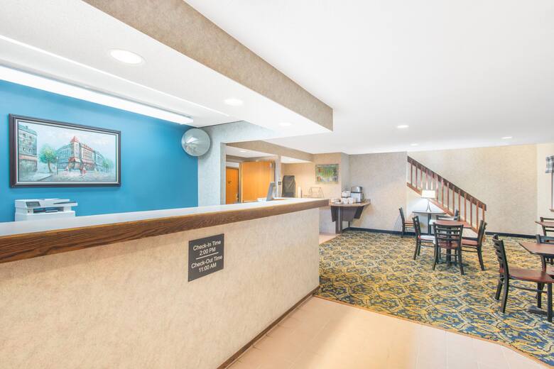 Super 8 by Wyndham Webster/Rochester hotel lobby in Webster, New York