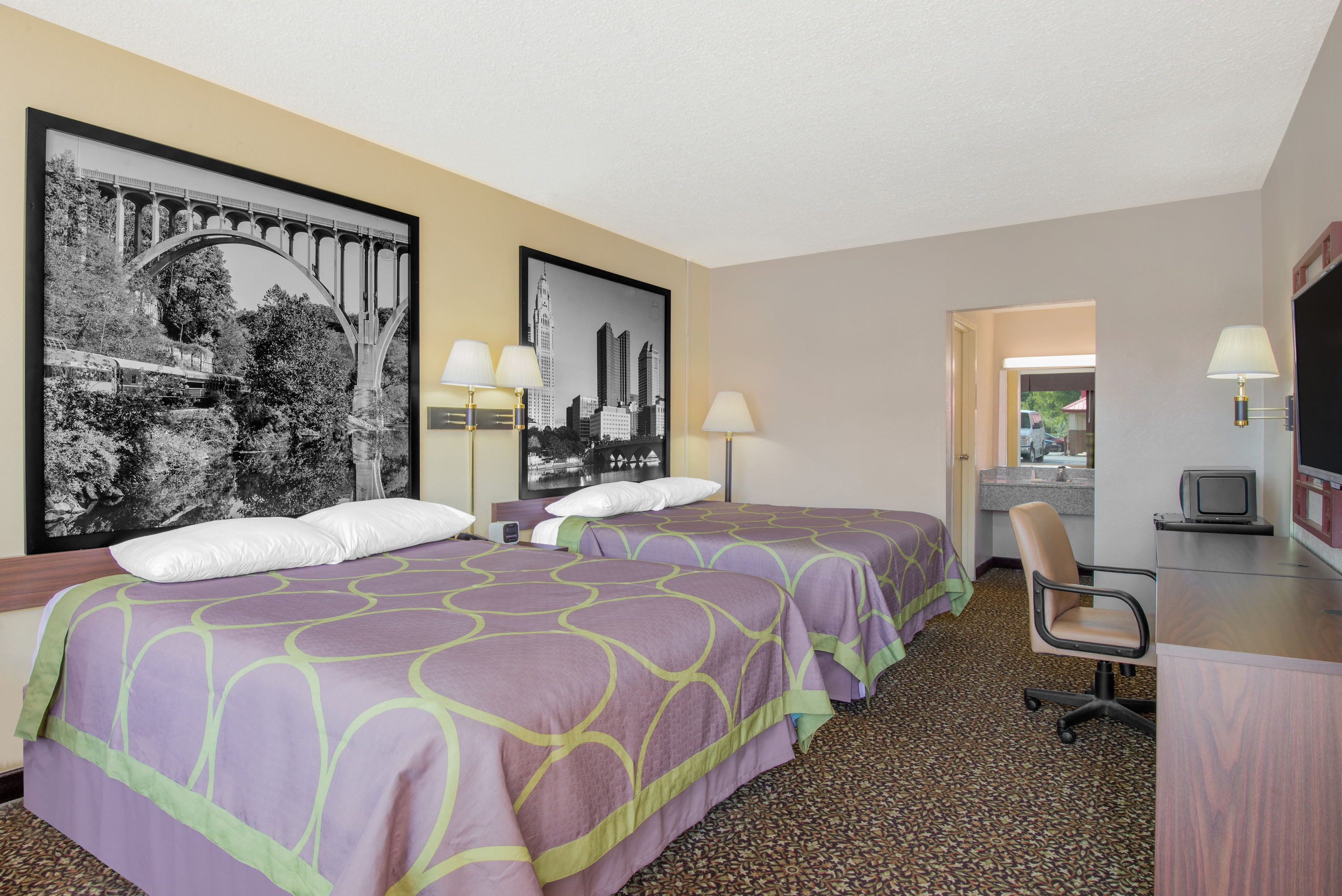 Guest room at the Super 8 by Wyndham Ashland in Ashland, Ohio