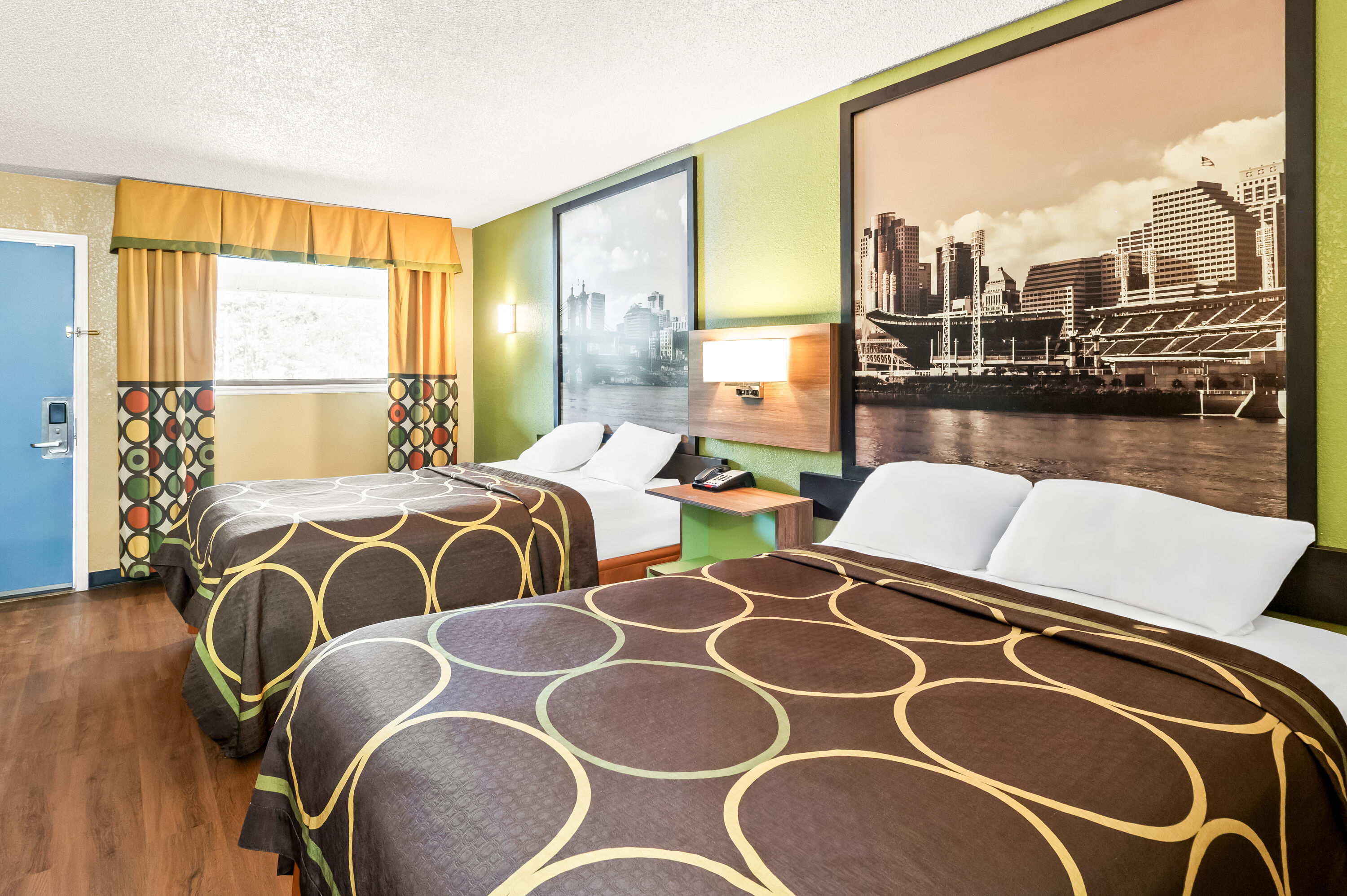 Double bed guest room at the Super 8 by Wyndham Cincinnati/Springdale OH in Cincinnati, Ohio