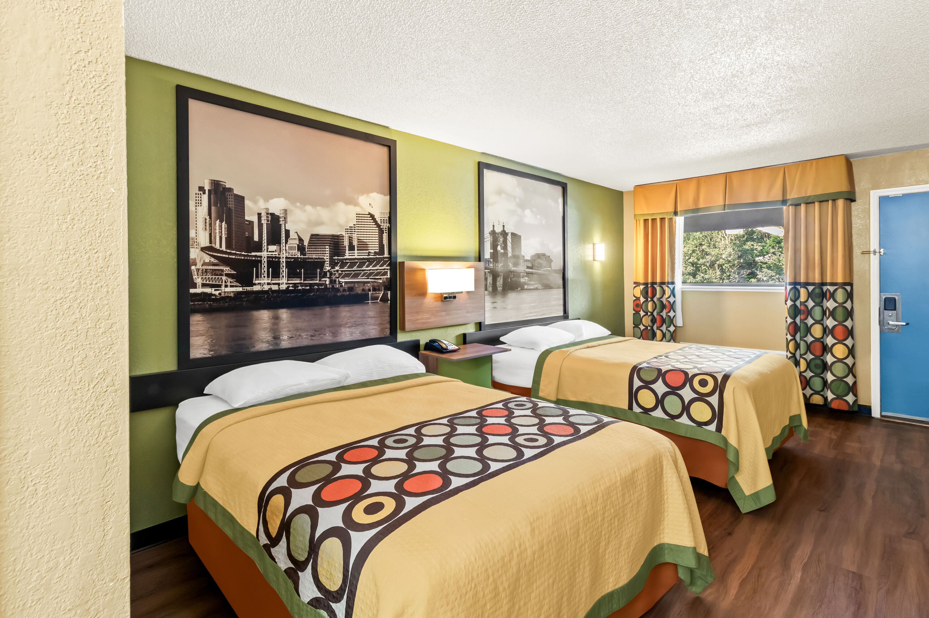 Double bed guest room at the Super 8 by Wyndham Cincinnati/Springdale OH in Cincinnati, Ohio