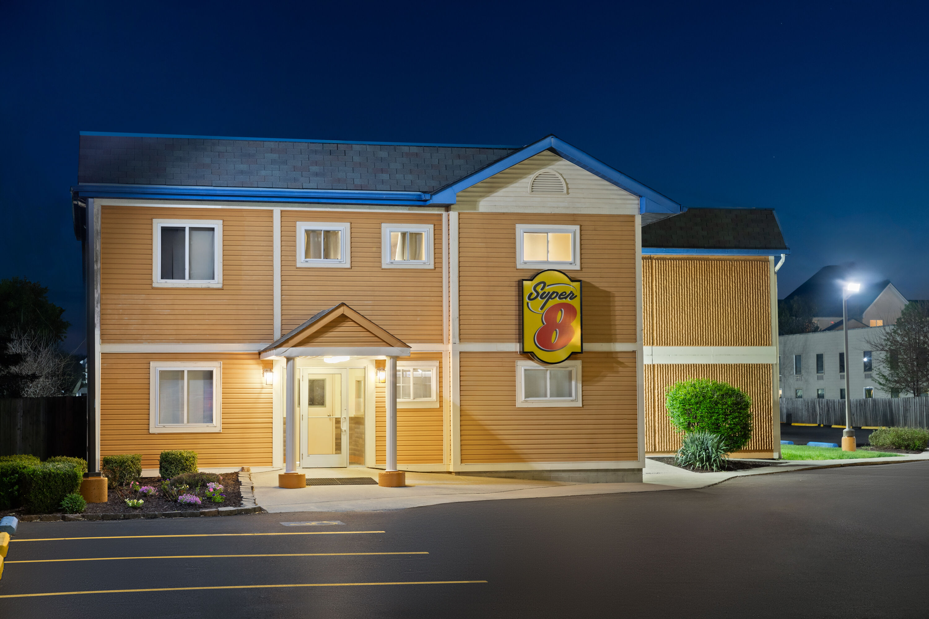 Exterior Dusk Image of Super 8 by Wyndham Columbus hotel in Columbus, Ohio