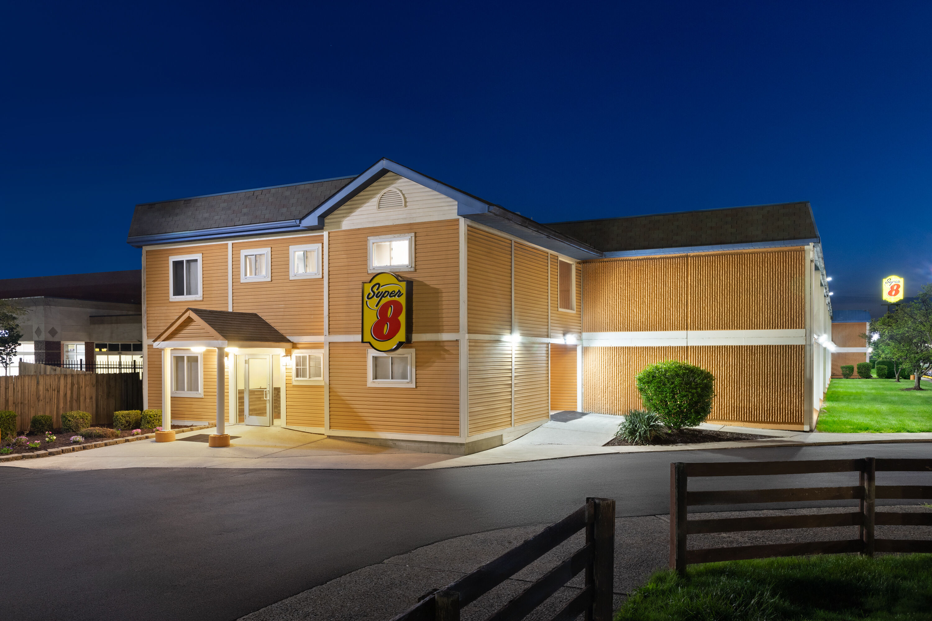 Exterior Dusk Image of Super 8 by Wyndham Columbus hotel in Columbus, Ohio