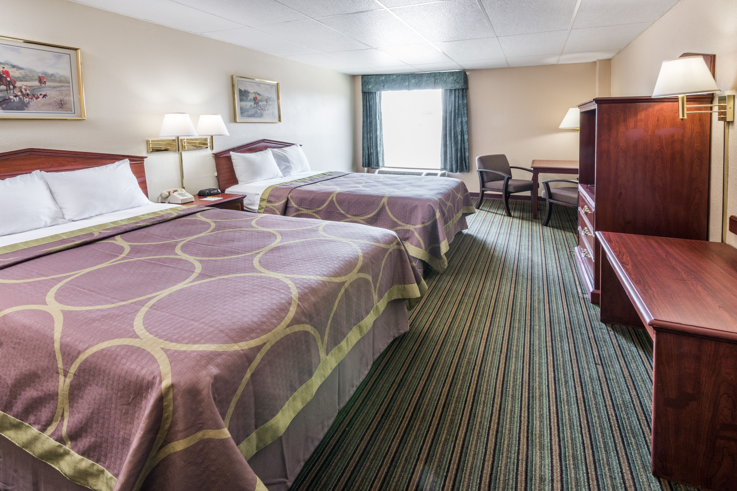 Super 8 By Wyndham Columbus Columbus Oh Hotels