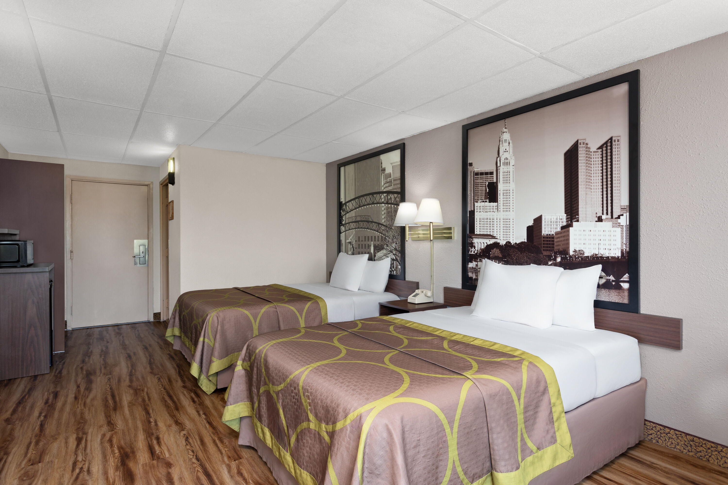 Guest room at the Super 8 by Wyndham Columbus in Columbus, Ohio