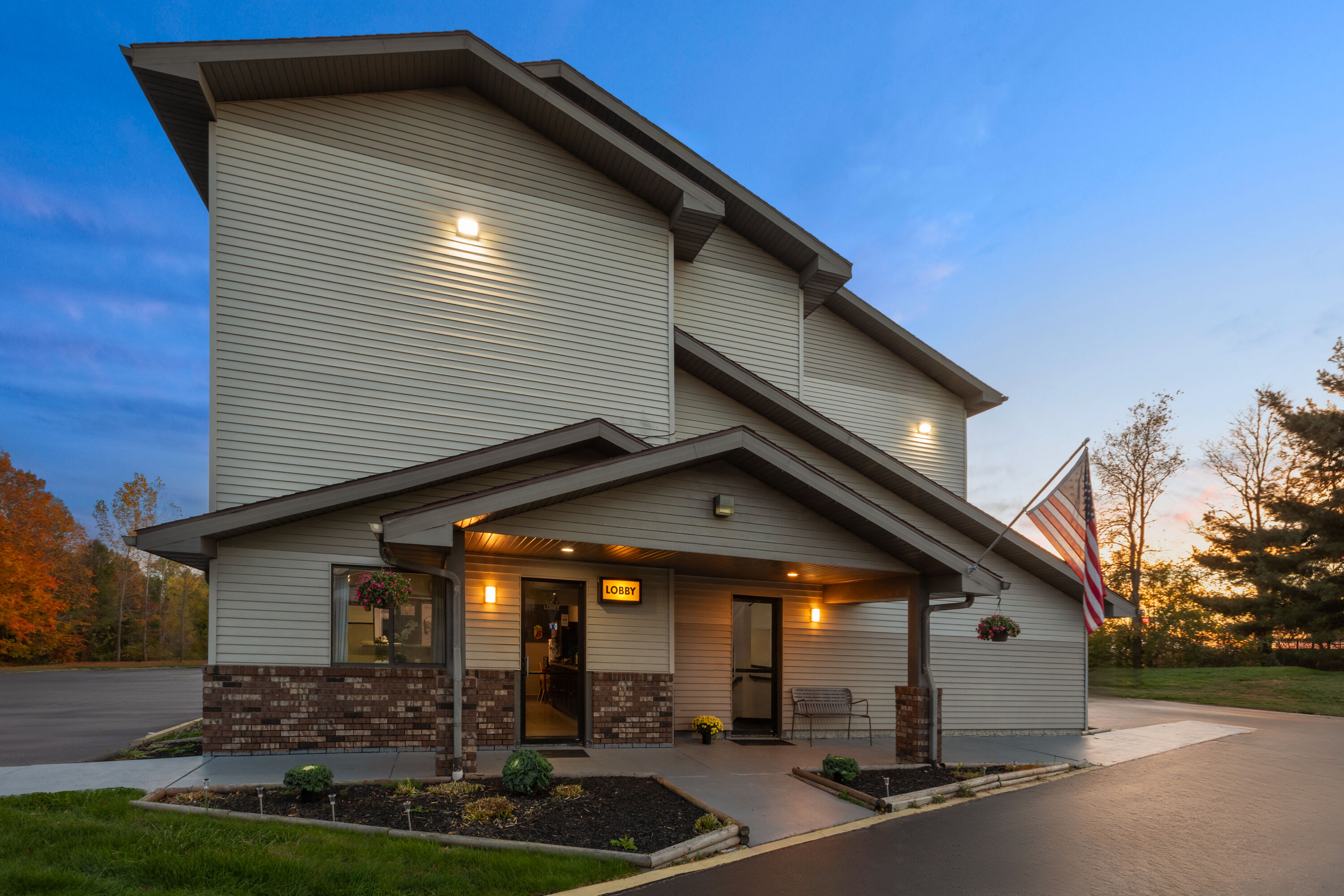 Exterior Dusk Image of Super 8 by Wyndham Kent/Akron Area hotel in Kent, Ohio