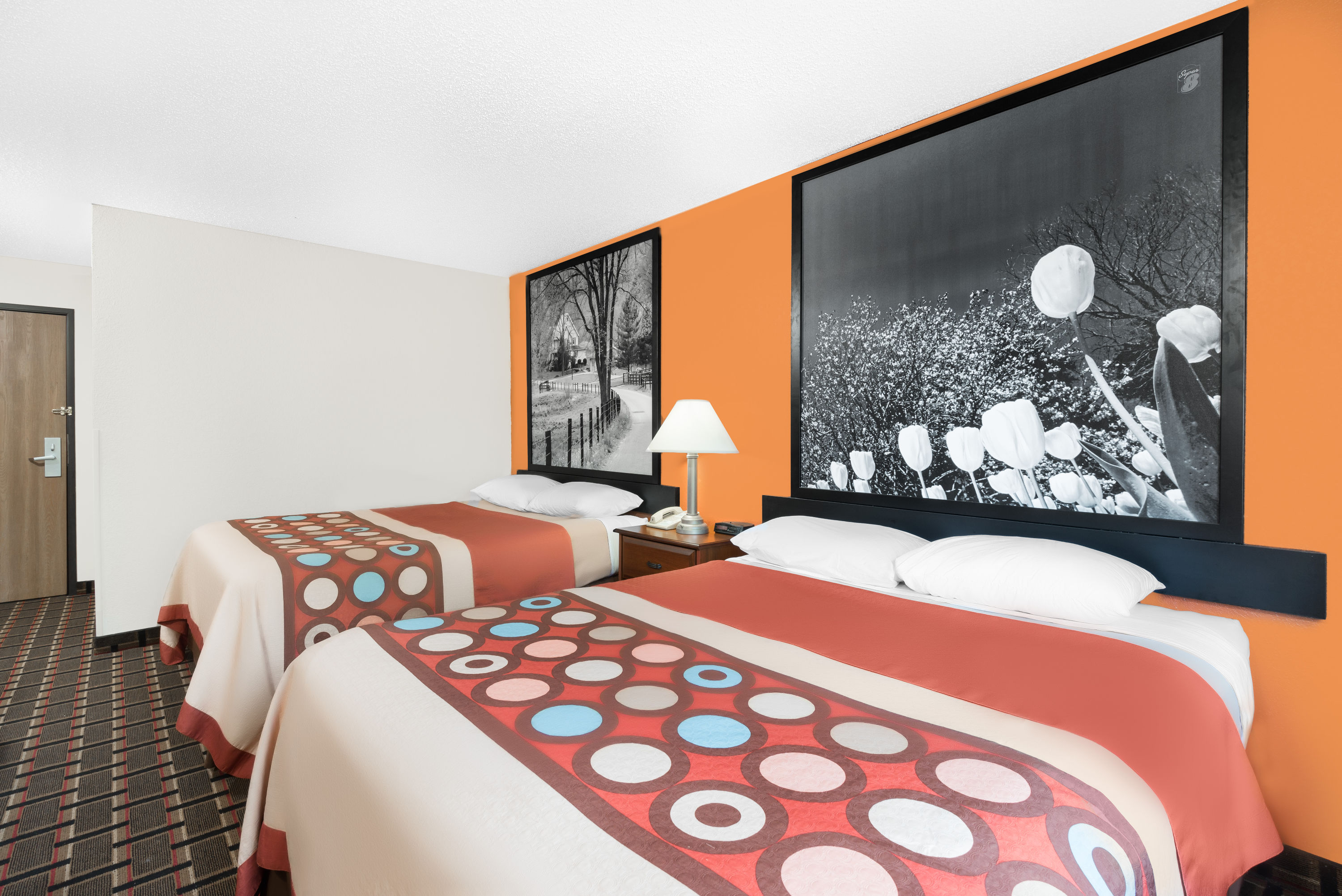 Guest room at the Super 8 by Wyndham Kent/Akron Area in Kent, Ohio